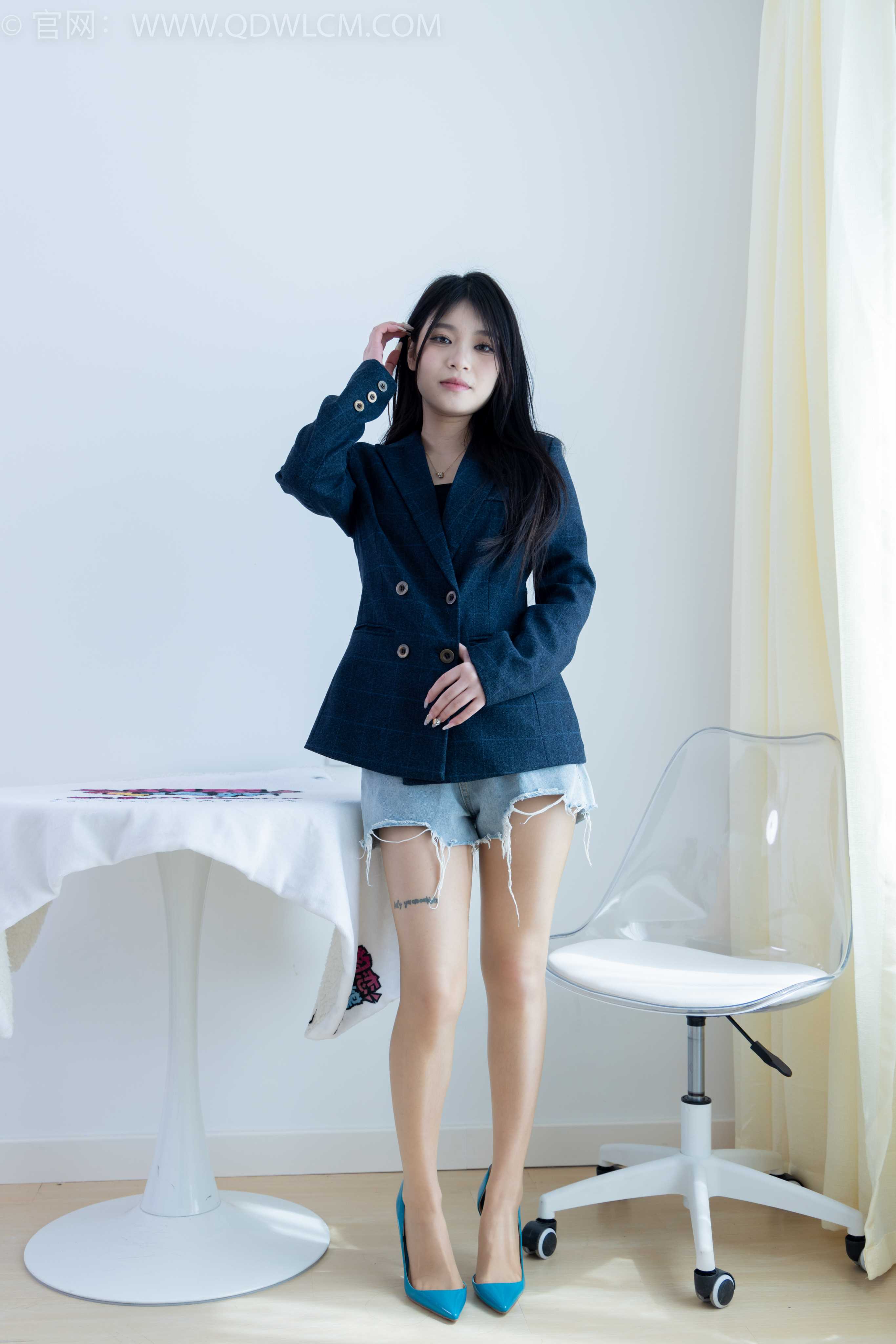 物恋传媒 NO.1972 闪闪-诗的结尾 [150P-1V-3.86G]