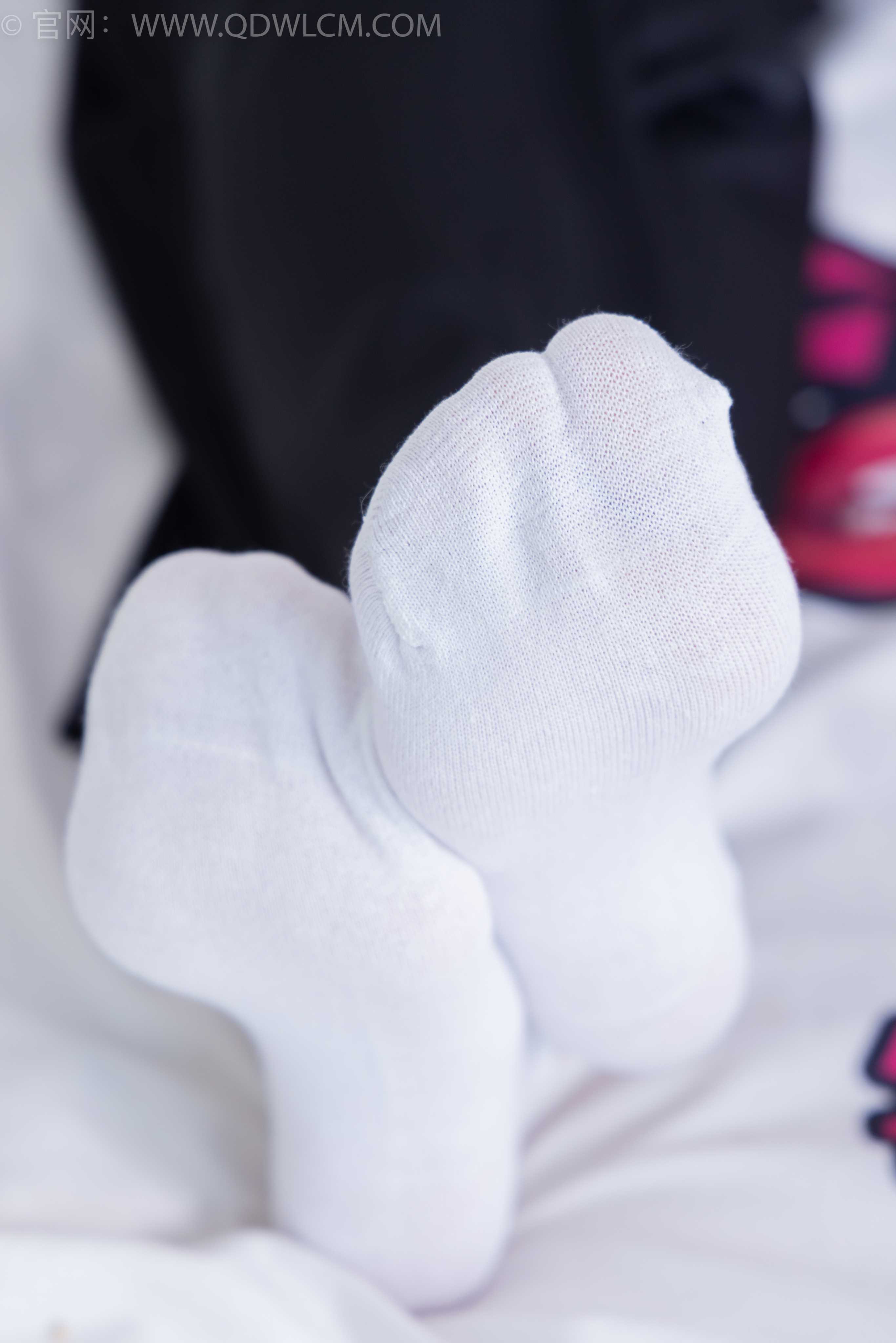 物恋传媒 NO.1978 茯苓-海棠念 [210P-1V-5.52G]