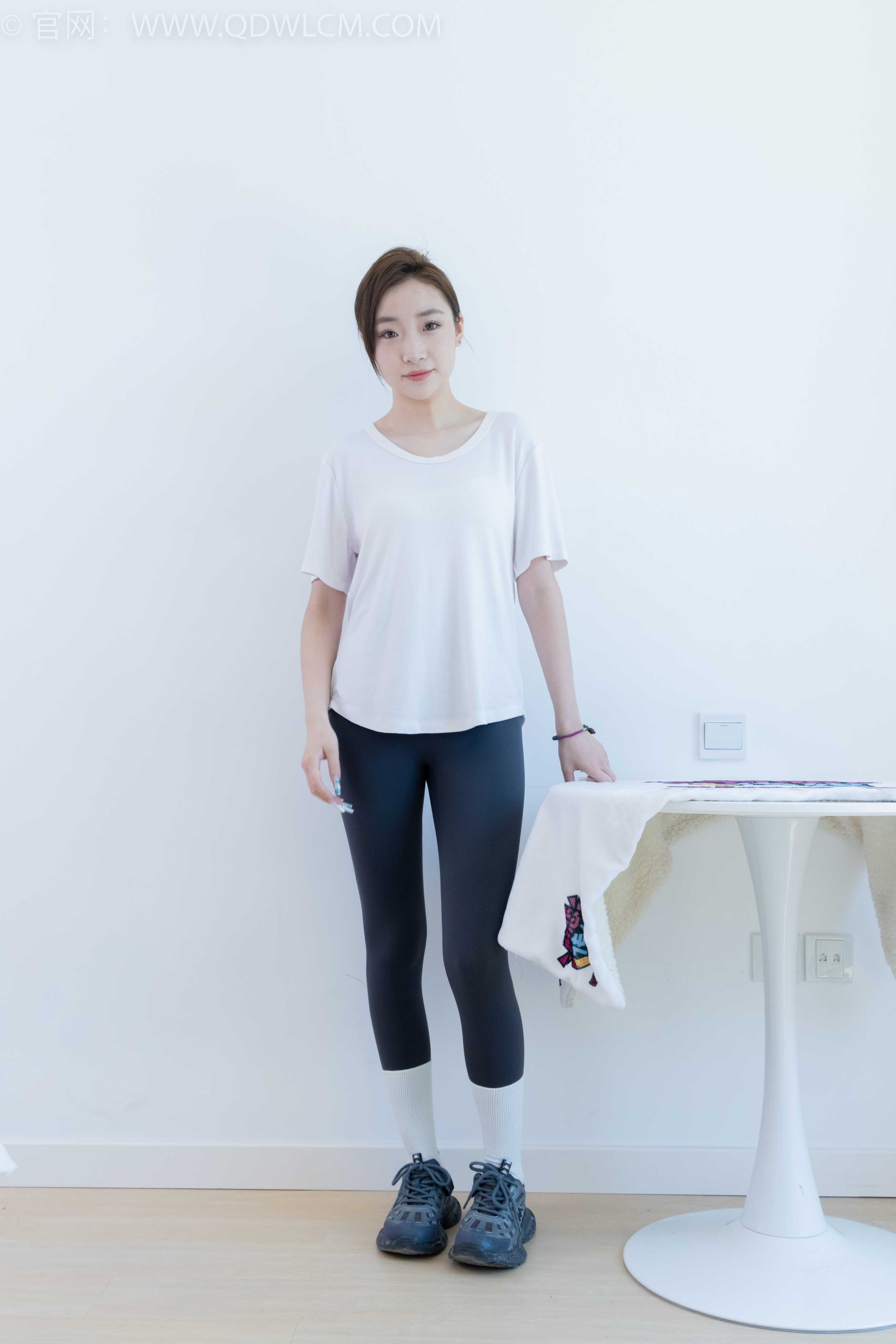 物恋传媒 NO.1985 恬恬-夏日浅海湾 [160P-1V-4.95G]