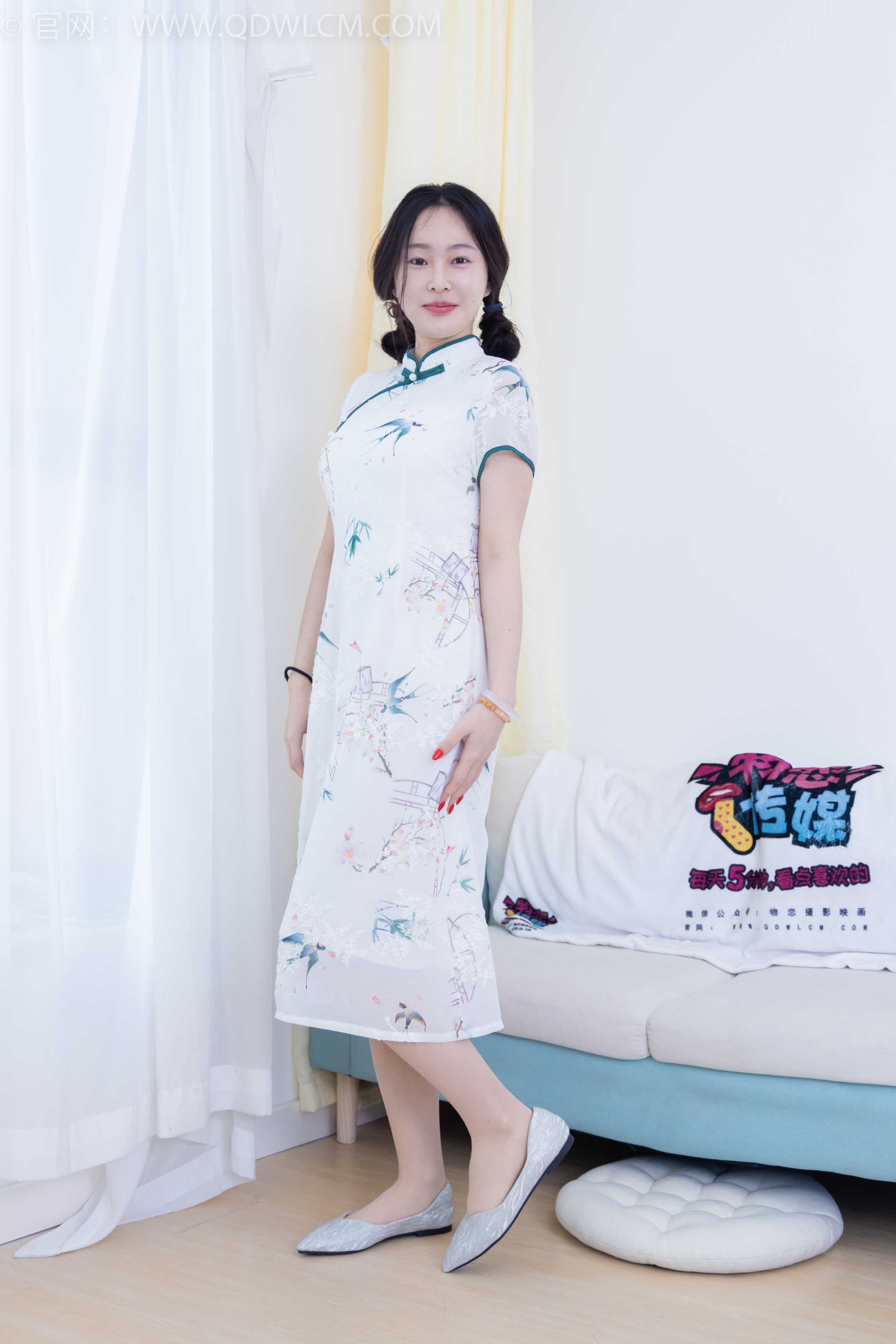 物恋传媒 NO.1990 美兔-吹梦到西洲 [160P-1V-4.11G]