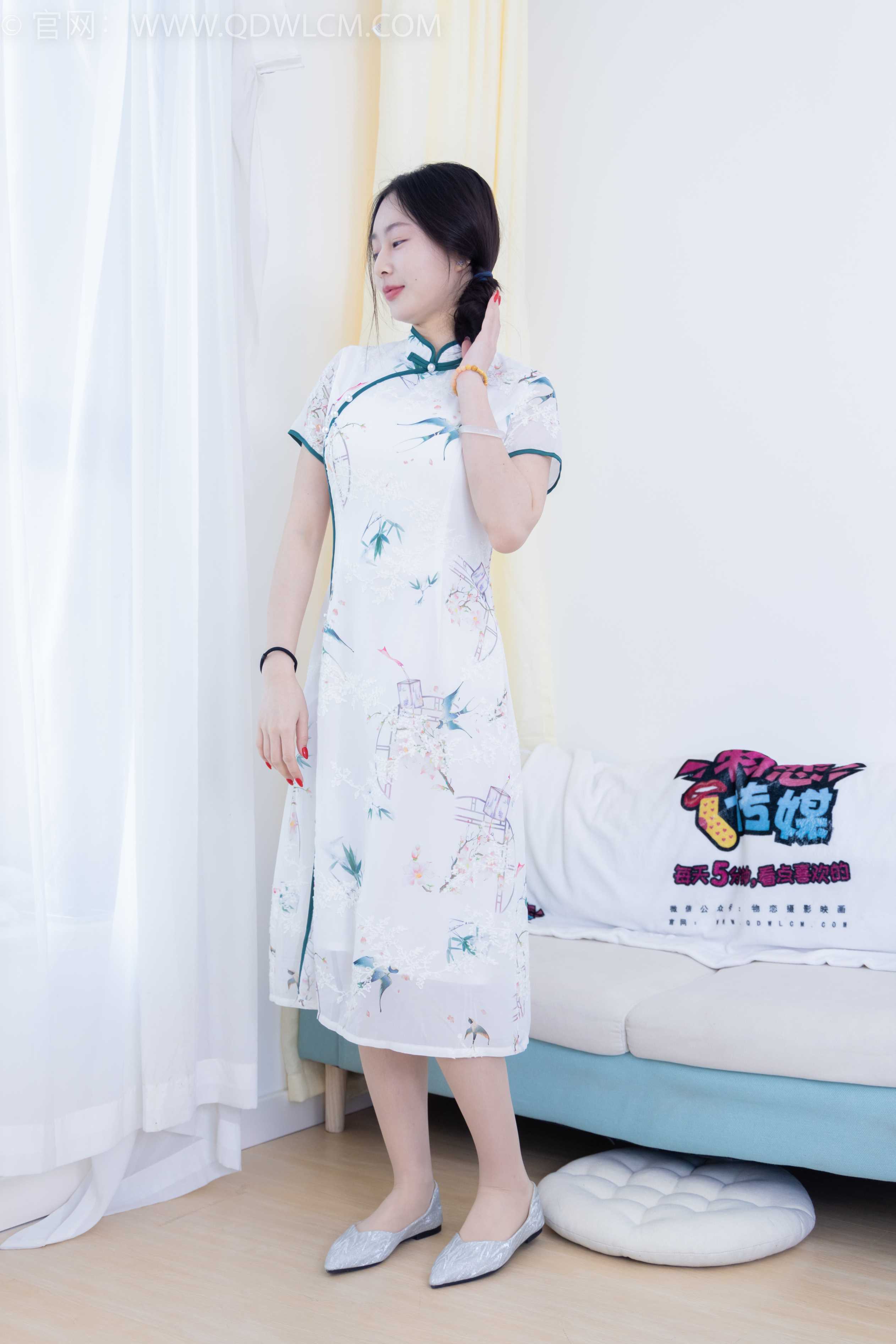 物恋传媒 NO.1990 美兔-吹梦到西洲 [160P-1V-4.11G]