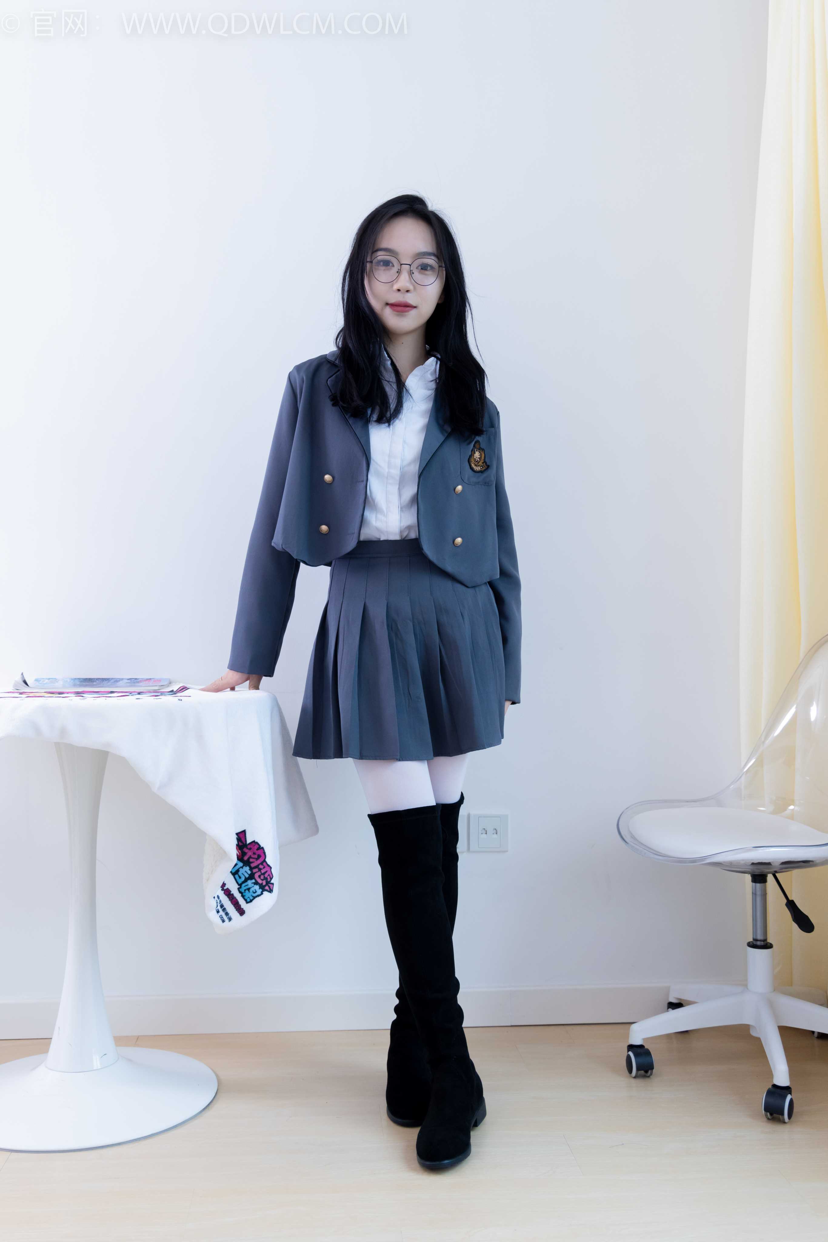 物恋传媒 NO.1992 纱纱-风的声音 [150P-1V-6.41G]