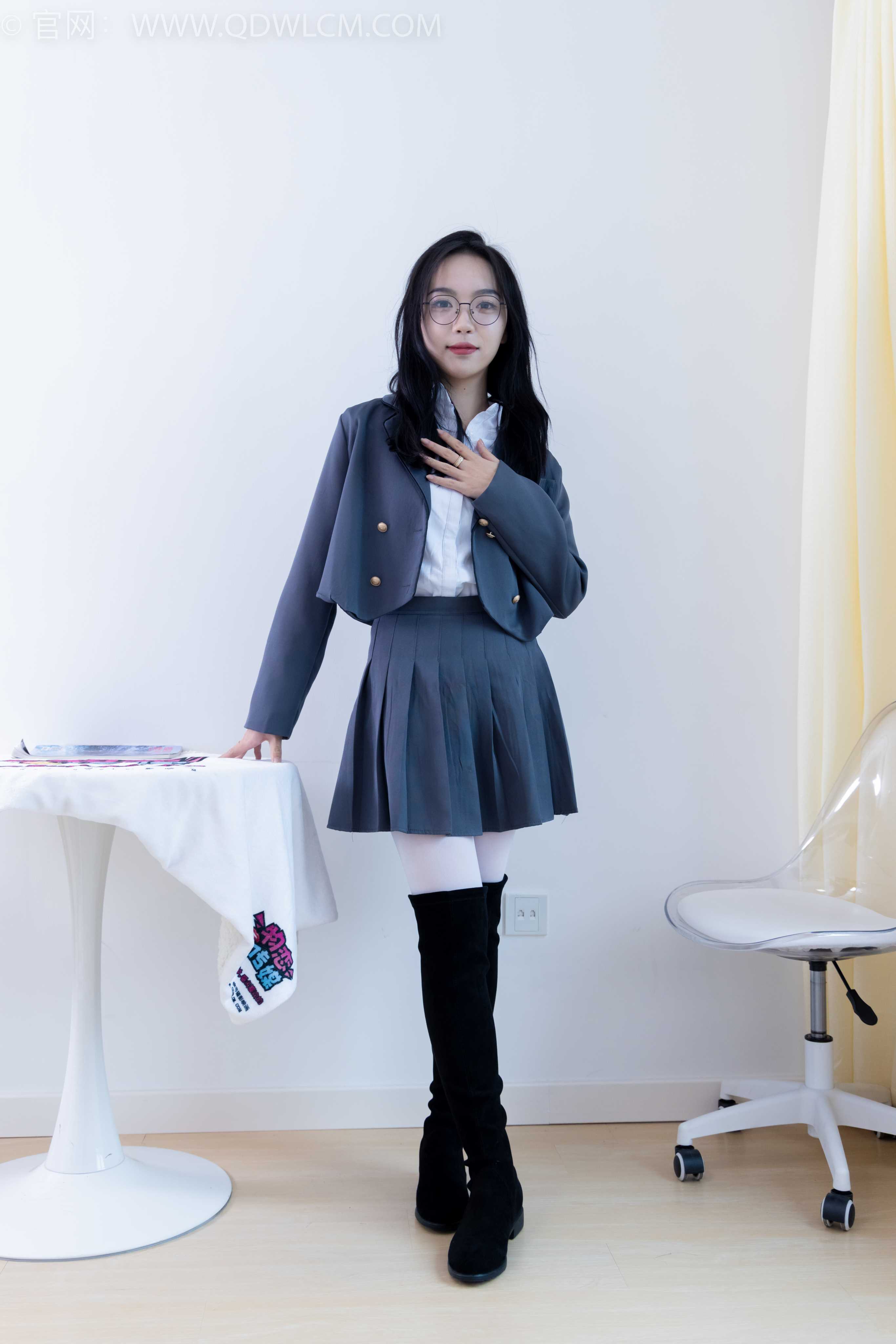 物恋传媒 NO.1992 纱纱-风的声音 [150P-1V-6.41G]