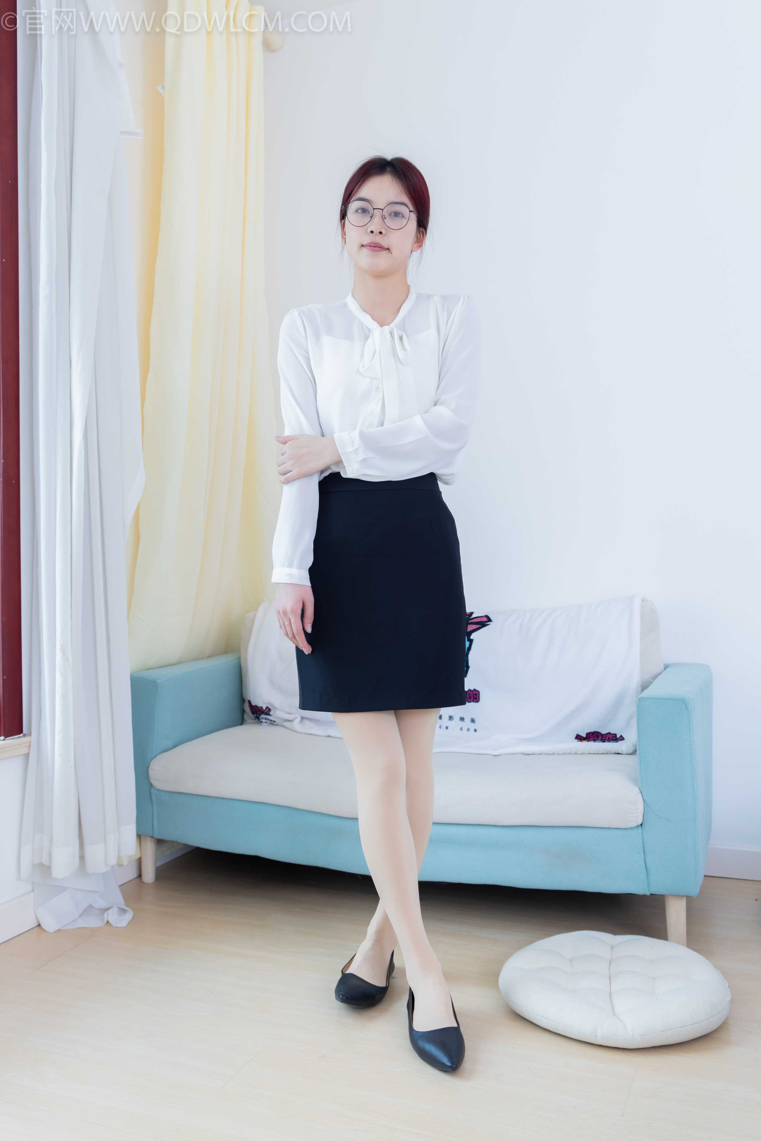 物恋传媒 NO.1995 茯苓-夏日炎炎 [162P-1V-4.32G]