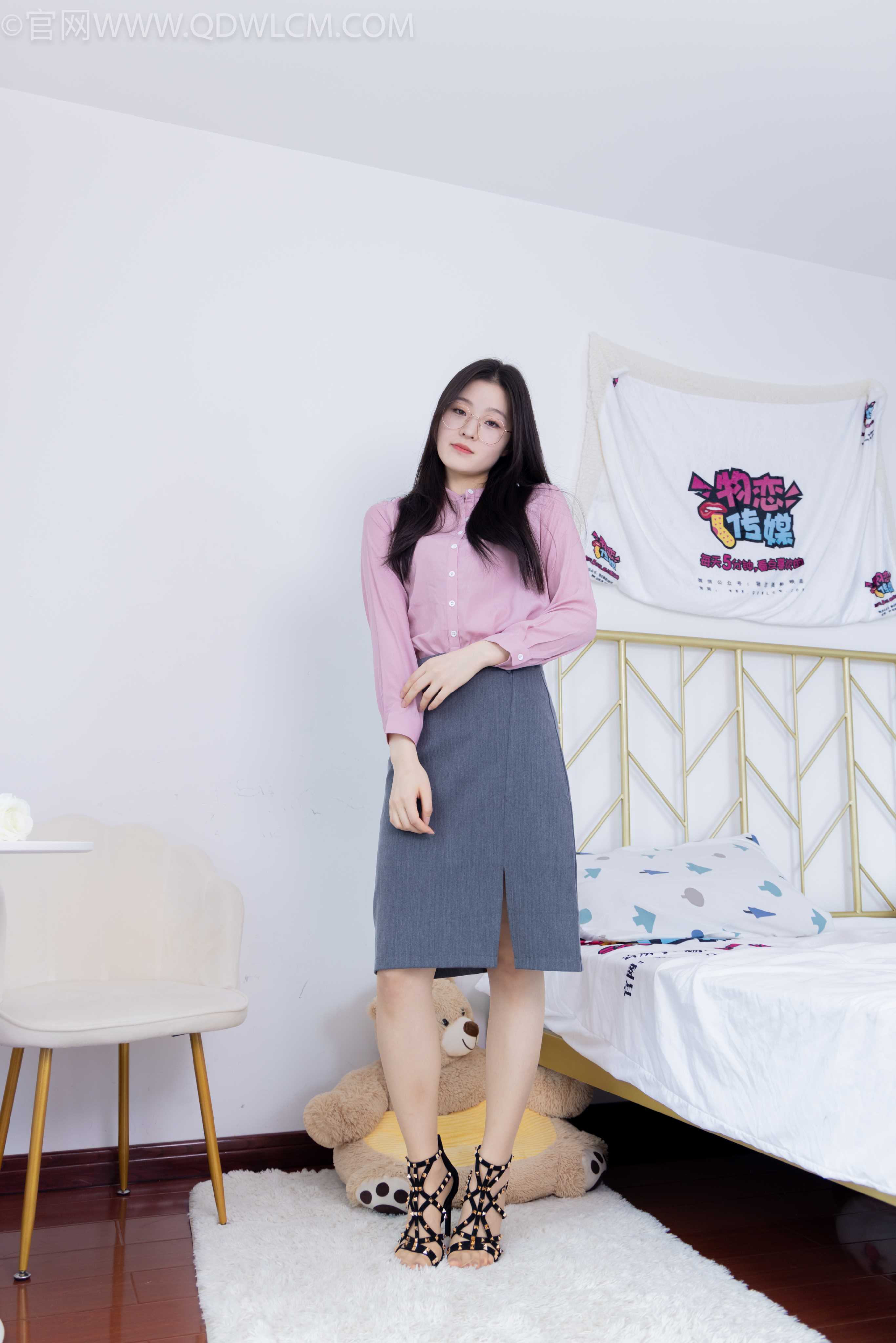 物恋传媒 NO.1996 青柠-酒窝浅浅 [146P-1V-7.35G]