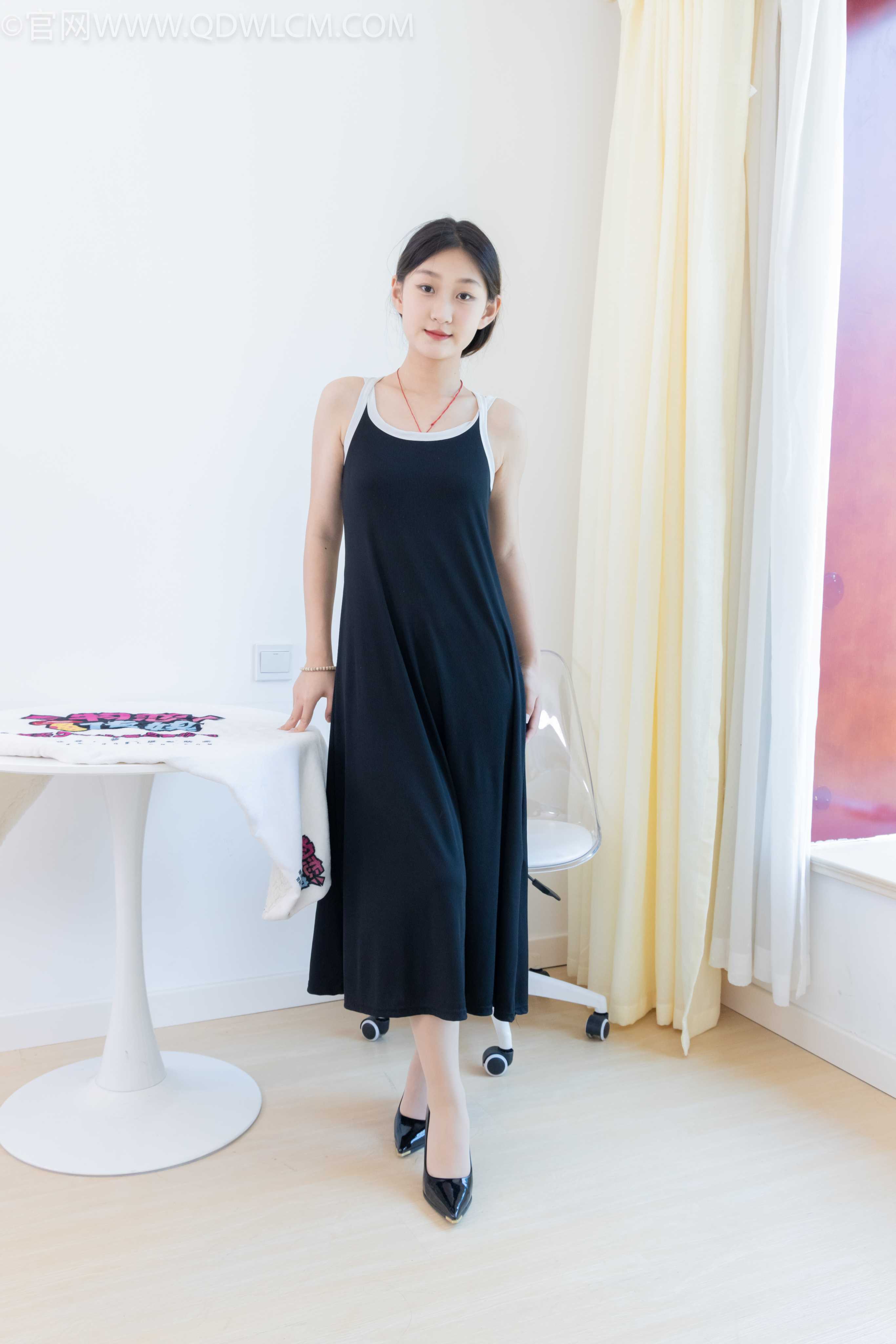 物恋传媒 NO.1998 豆沙-新人驾到 [155P-1V-4.72G]