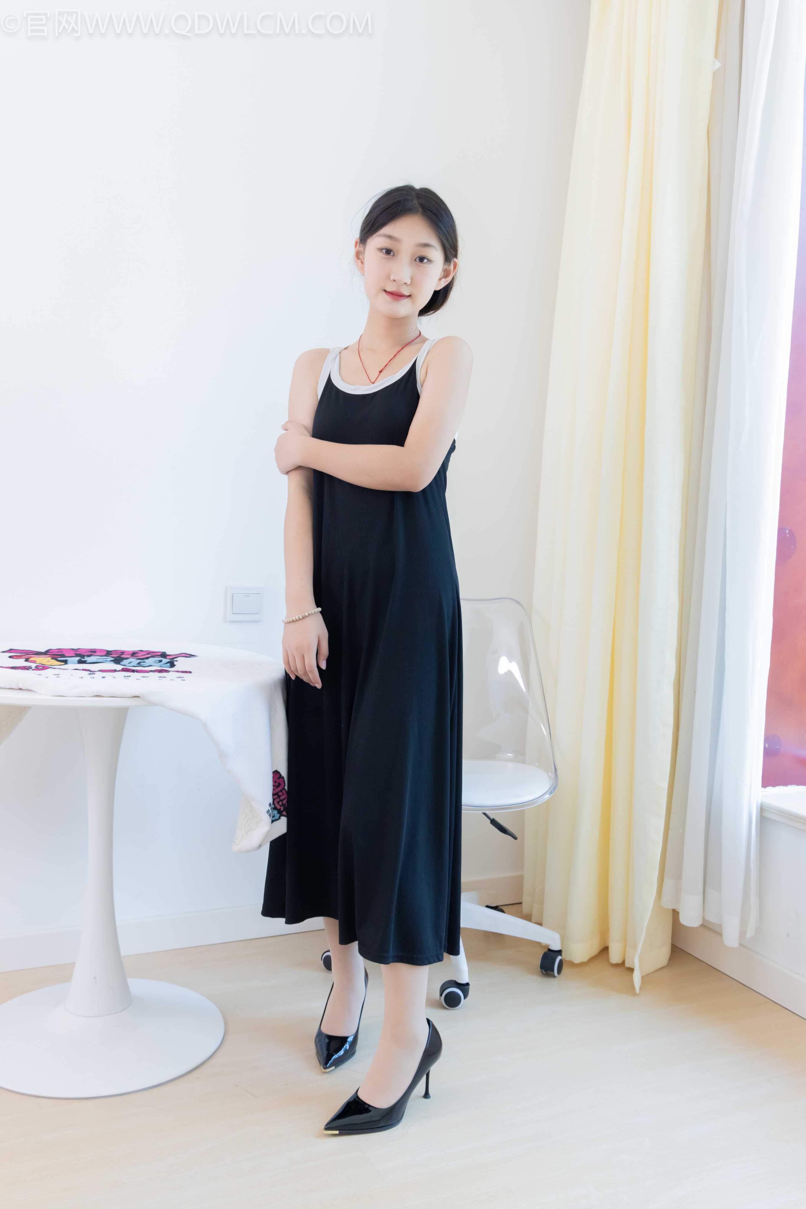 物恋传媒 NO.1998 豆沙-新人驾到 [155P-1V-4.72G]