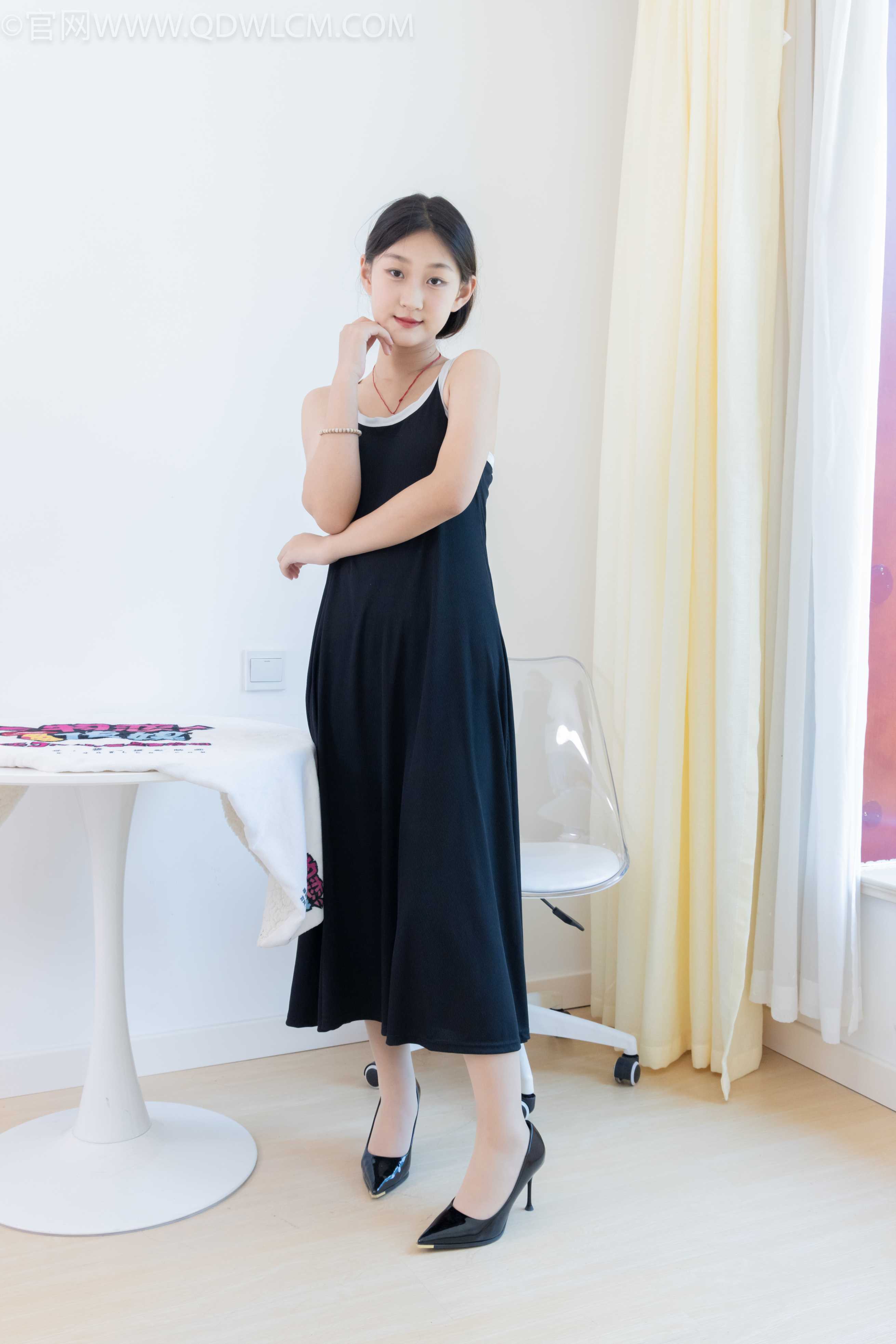 物恋传媒 NO.1998 豆沙-新人驾到 [155P-1V-4.72G]