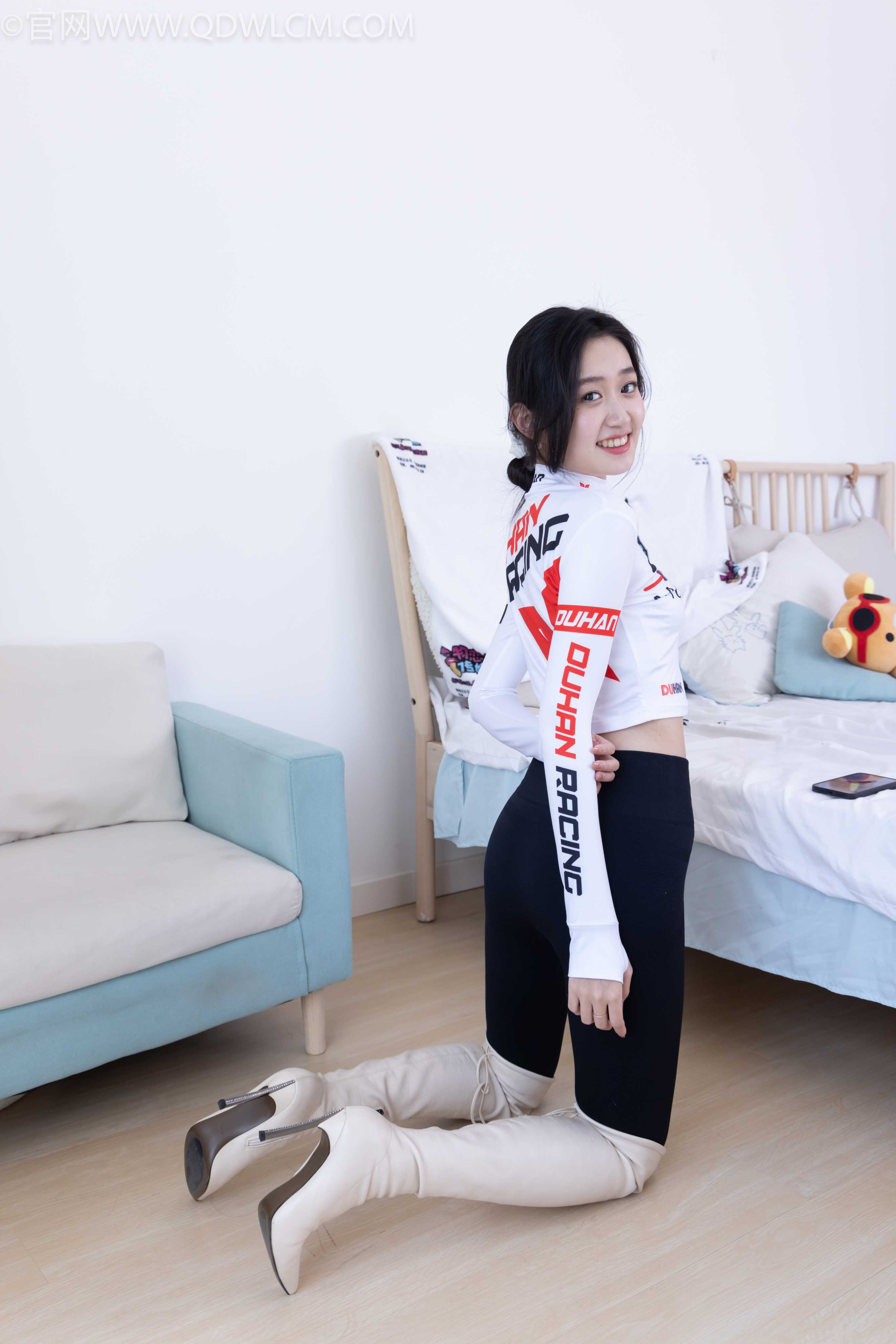 物恋传媒 NO.2011 小敏-赛车宝贝 [170P-1V-4.48G]