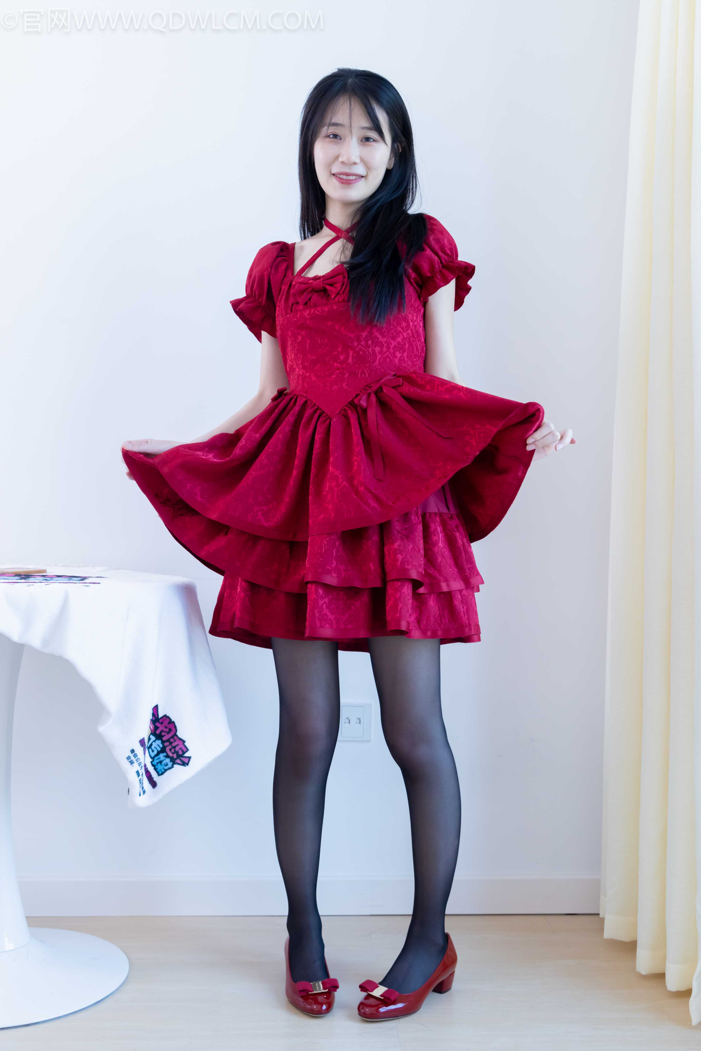 物恋传媒 NO.2012 菜菜-黑色蔷薇 [266P-1V-6.57G]