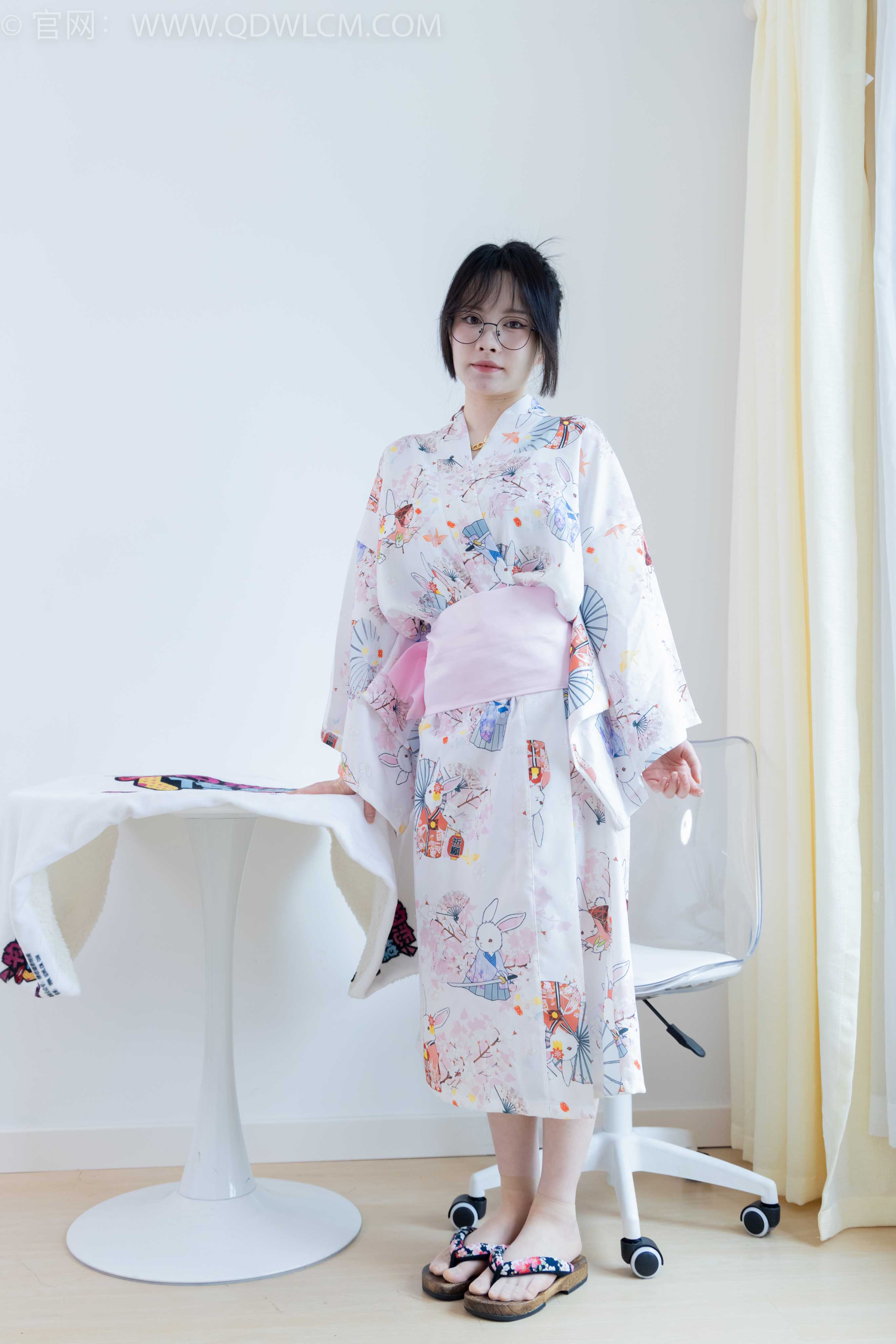 物恋传媒 NO.2017 小酒-爱未眠 [200P-1V-5.88G]