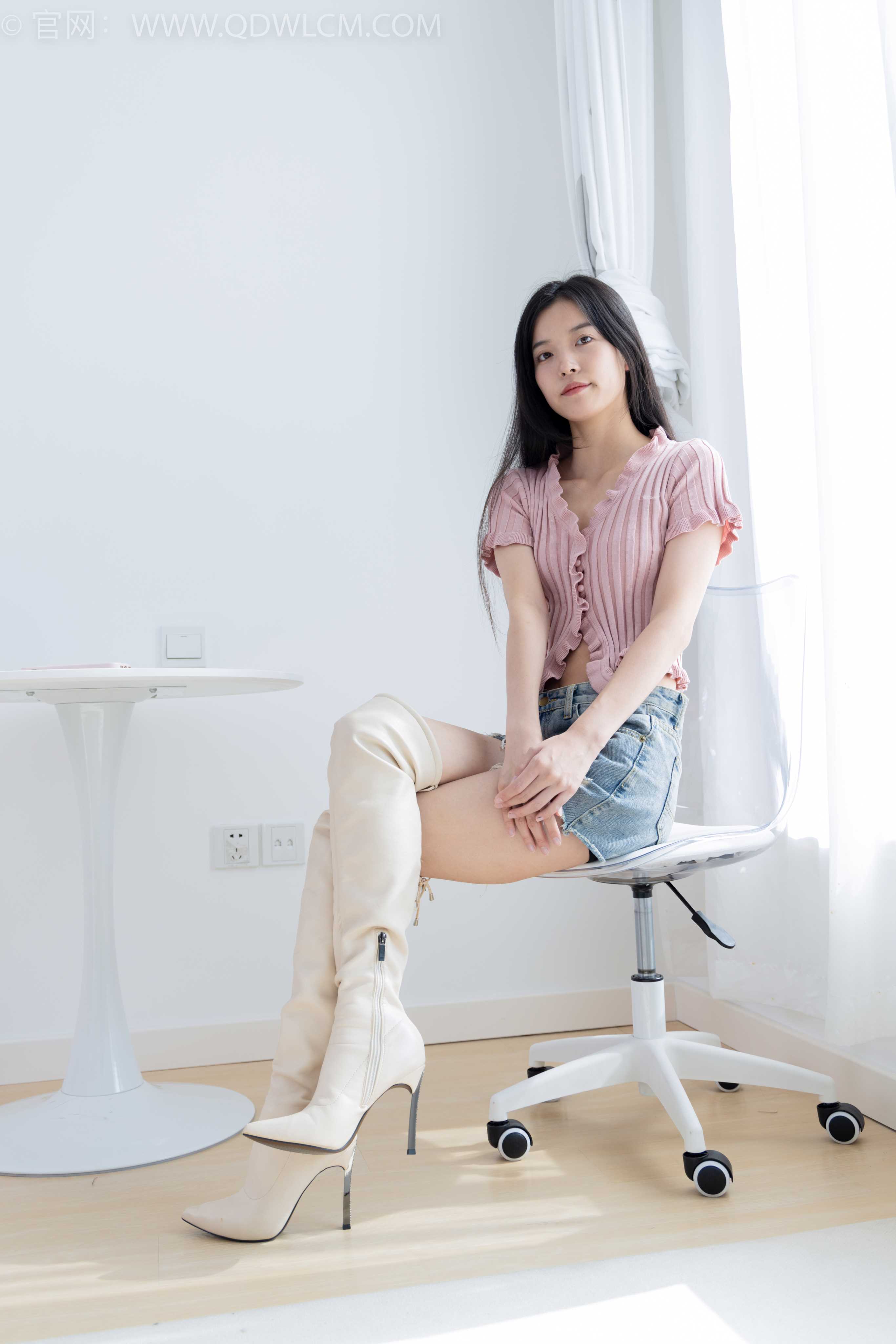 物恋传媒 NO.2023 茯苓-不染一尘 [180P-1V-4.08G]