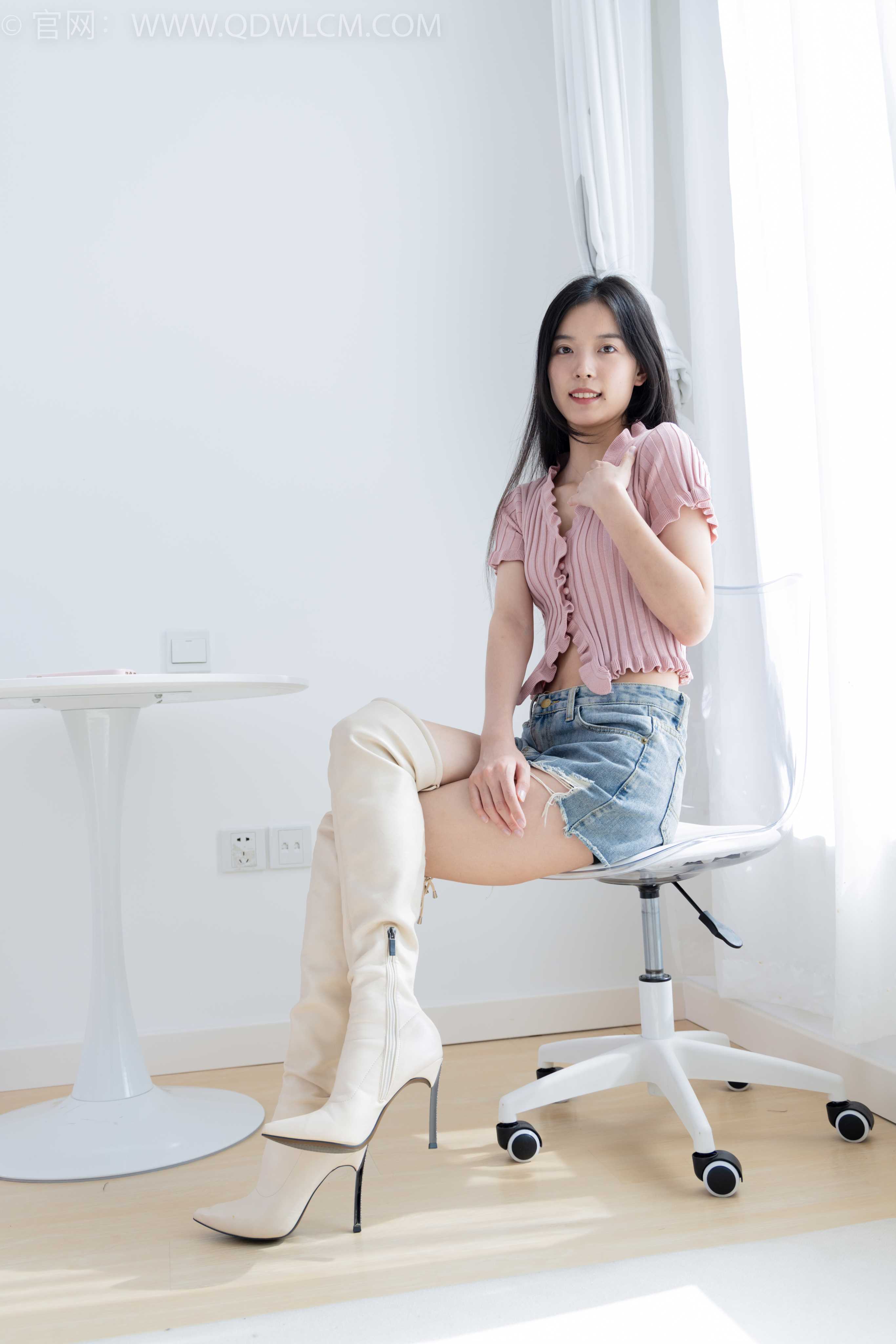 物恋传媒 NO.2023 茯苓-不染一尘 [180P-1V-4.08G]