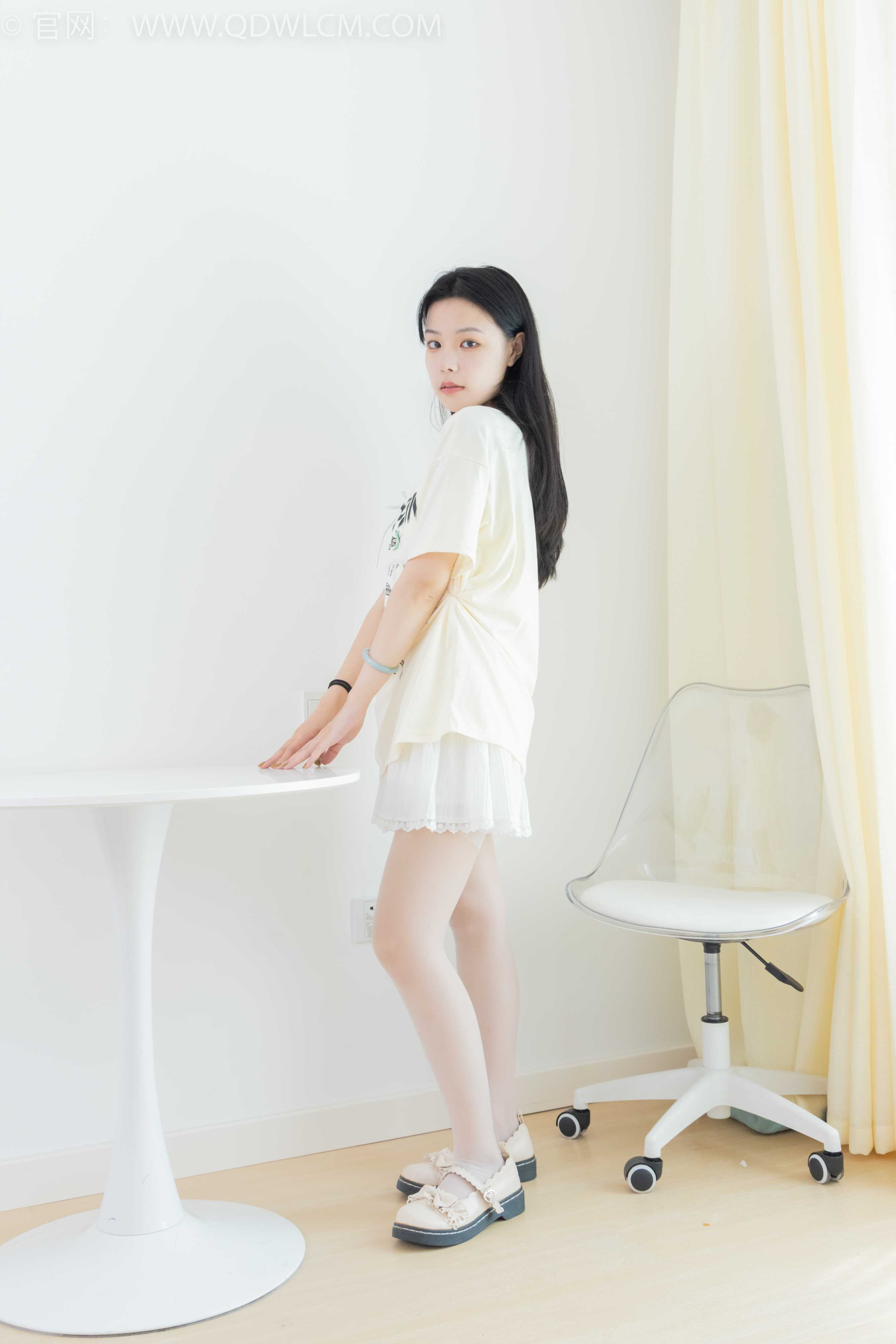 物恋传媒 NO.2046 舒舒-爱也有时差 [150P-1V-3.79G]