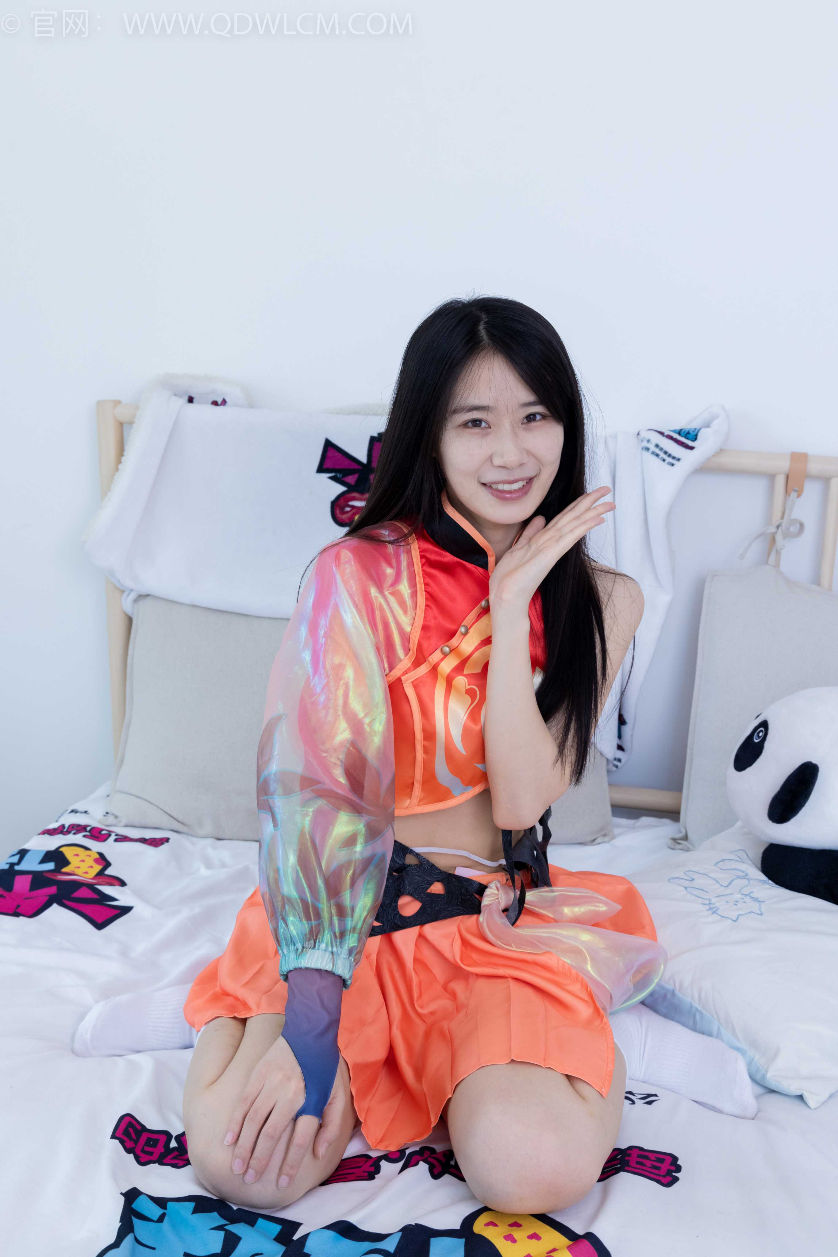 物恋传媒 NO.2050 菜菜-枫叶黄  [150P1V-4.50GB]