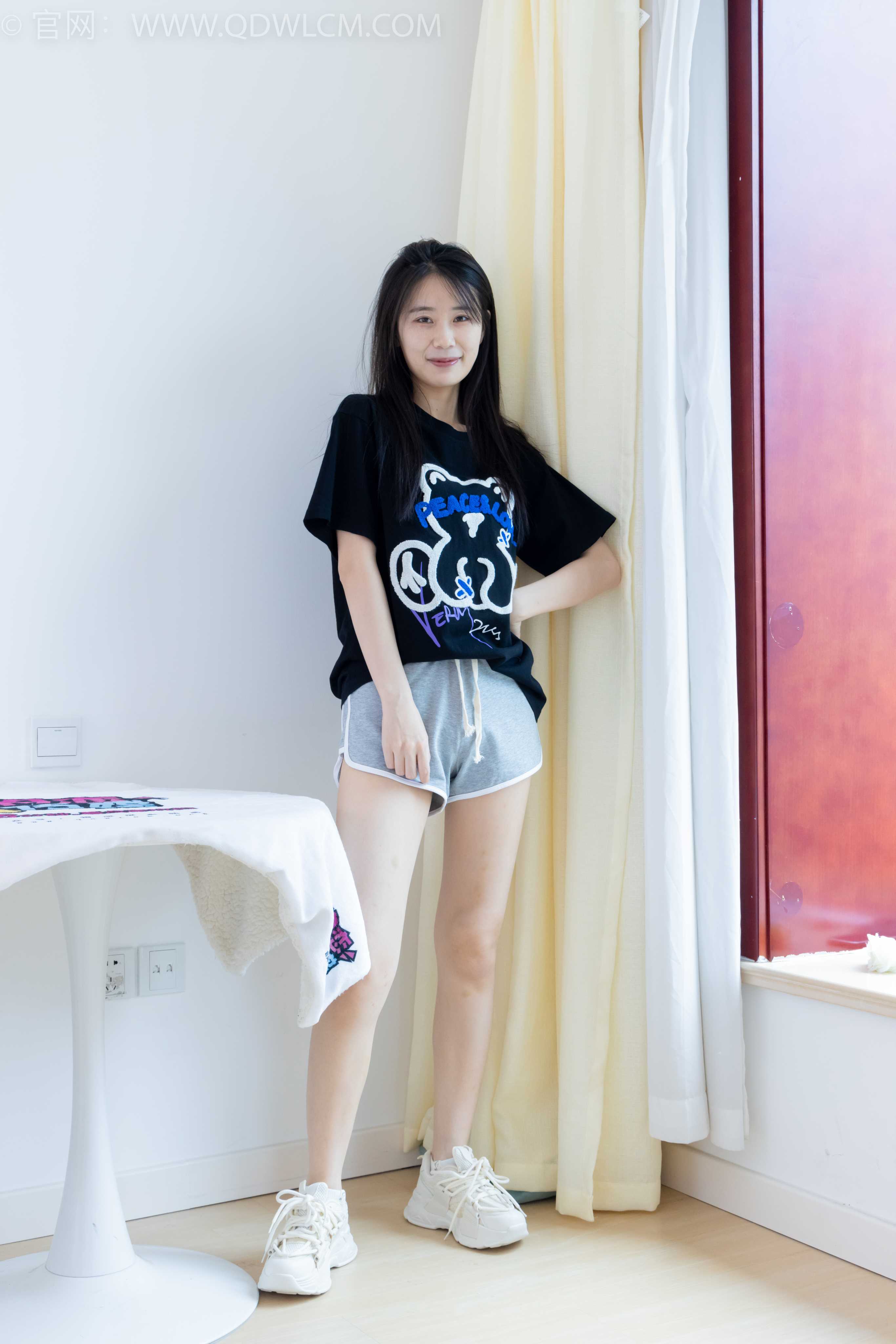 物恋传媒 NO.2062 菜菜-侧脸很美  [220P1V-6.19GB]