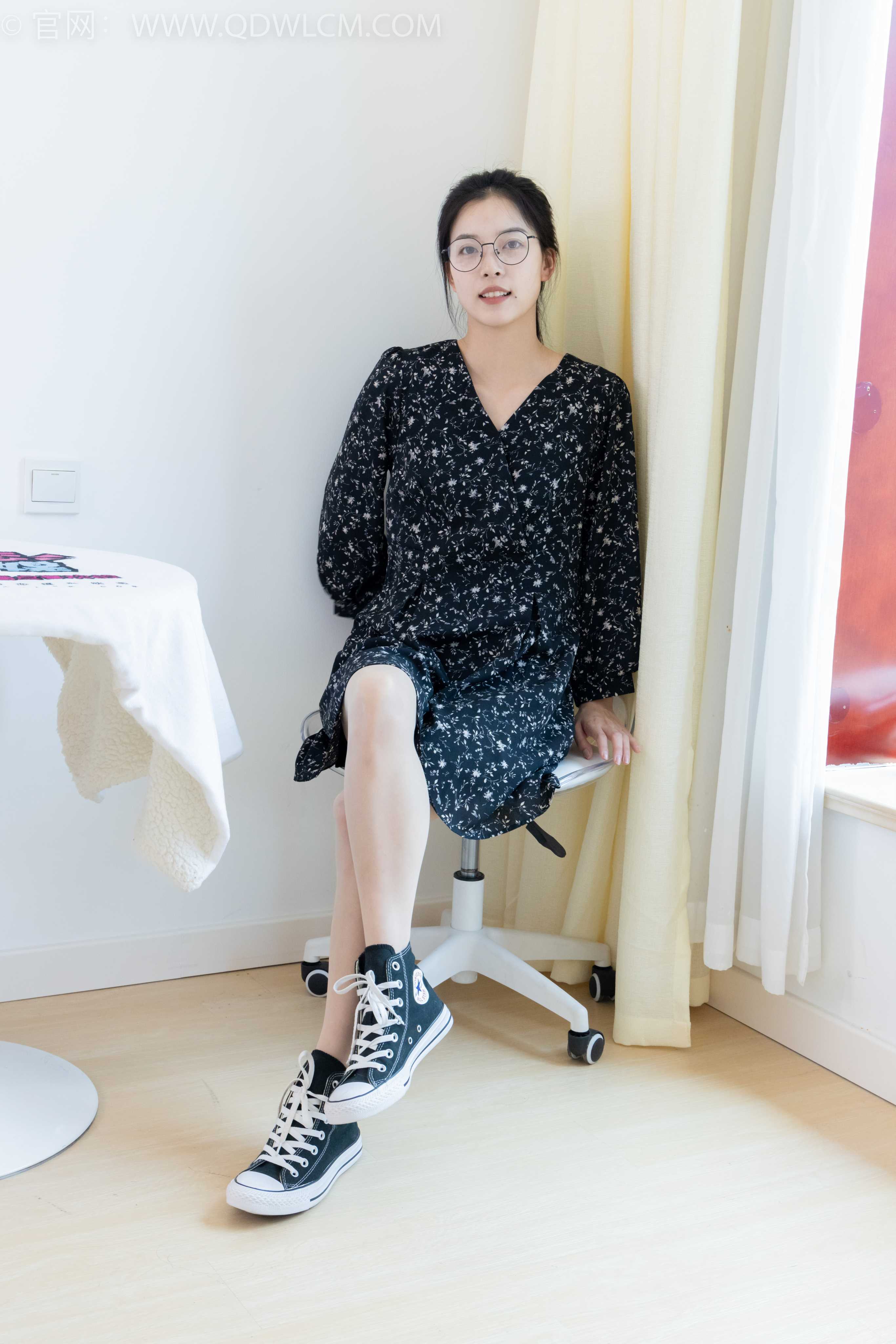 物恋传媒 NO.2075 茯苓-灰色头像  [150P1V-4.57GB]