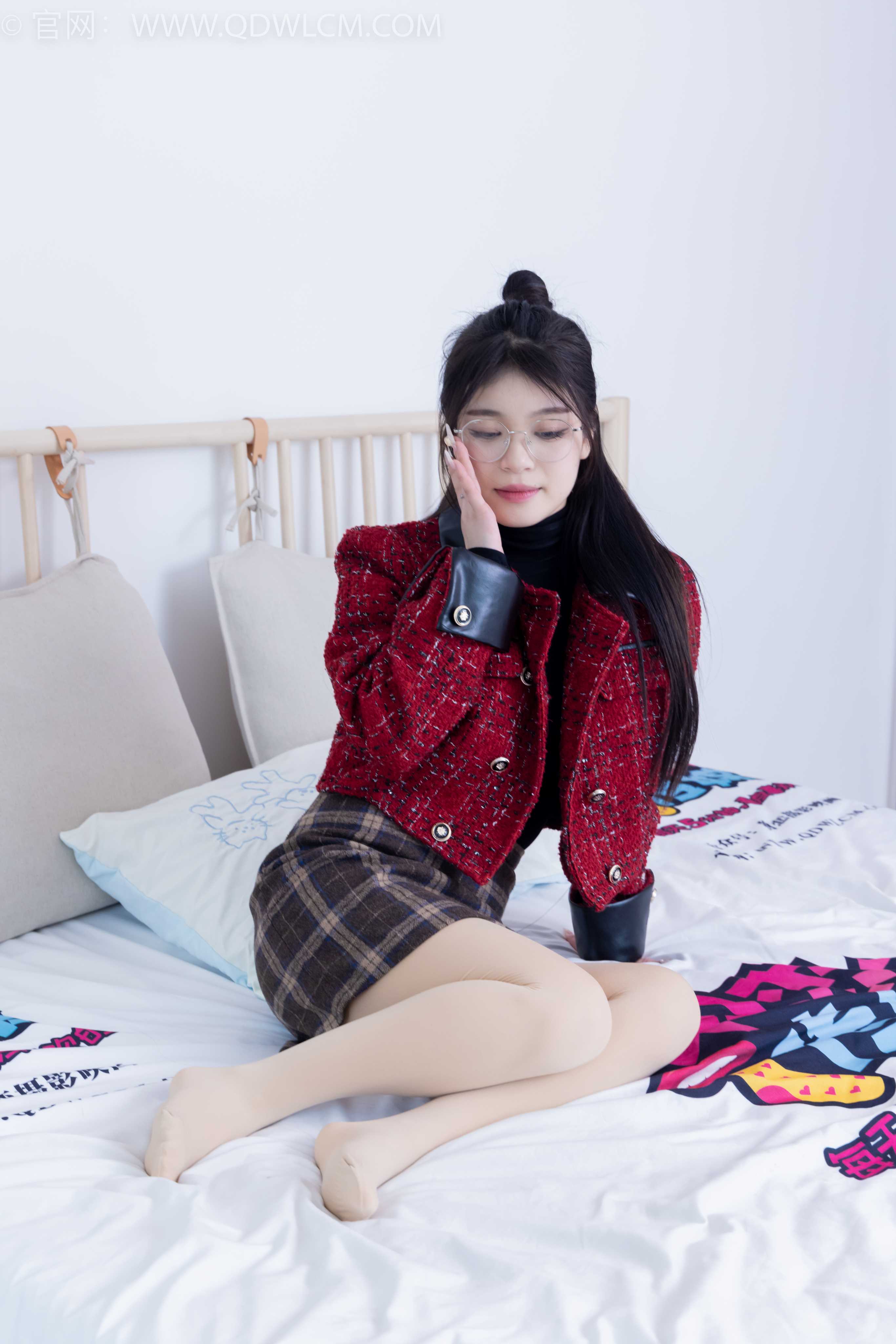 物恋传媒 NO.2084 闪闪-华灯初上  [160P1V-3.81GB]