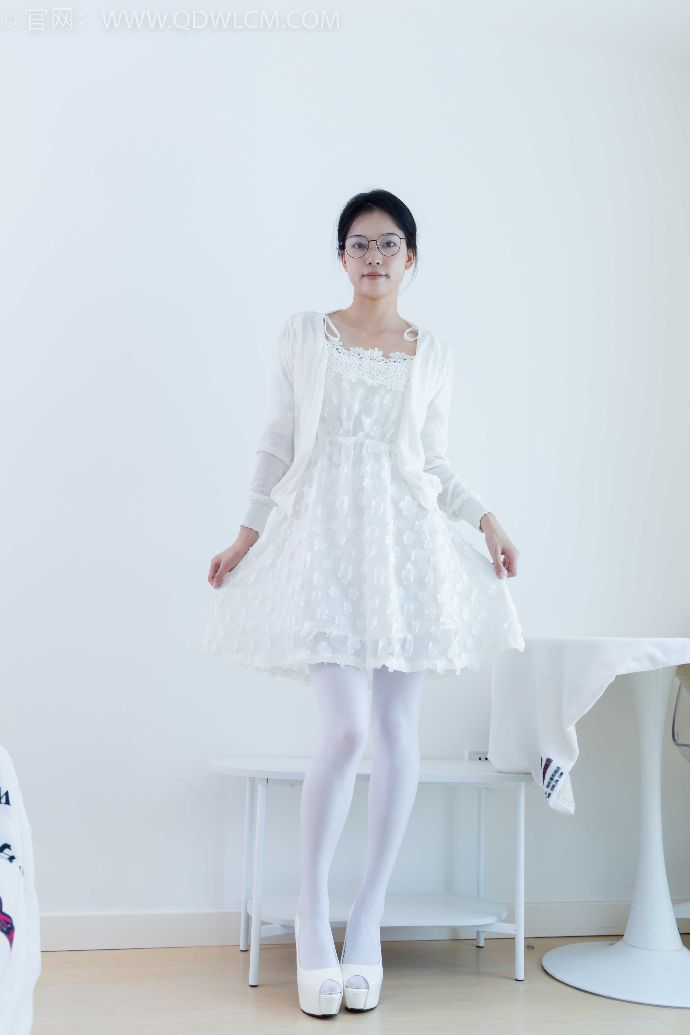 物恋传媒 NO.2094 茯苓-世界失色  [150P1V-3.13GB]