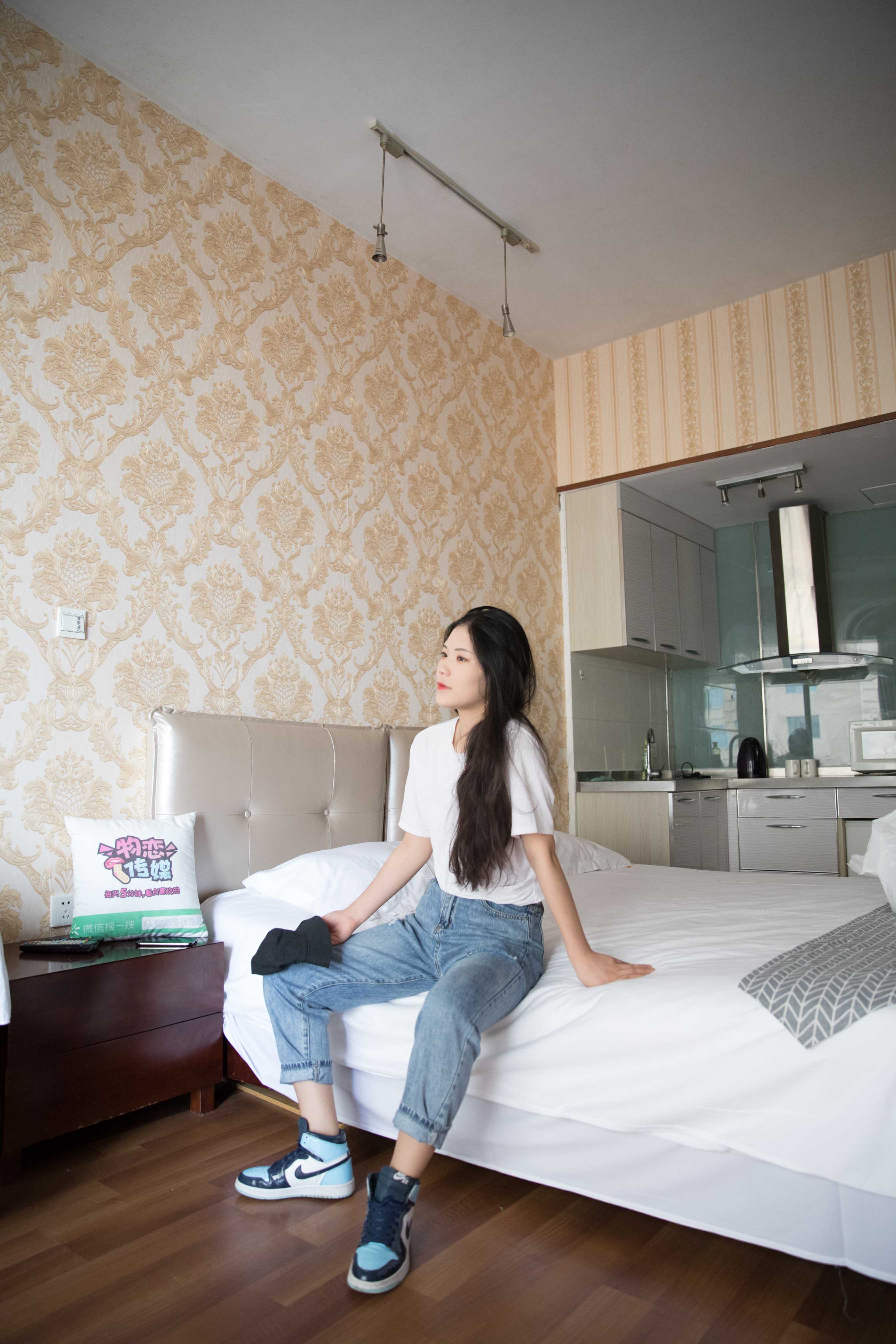 物恋传媒 No.213 青禾-蛮荒的花朵  [206P+1V5.32G]