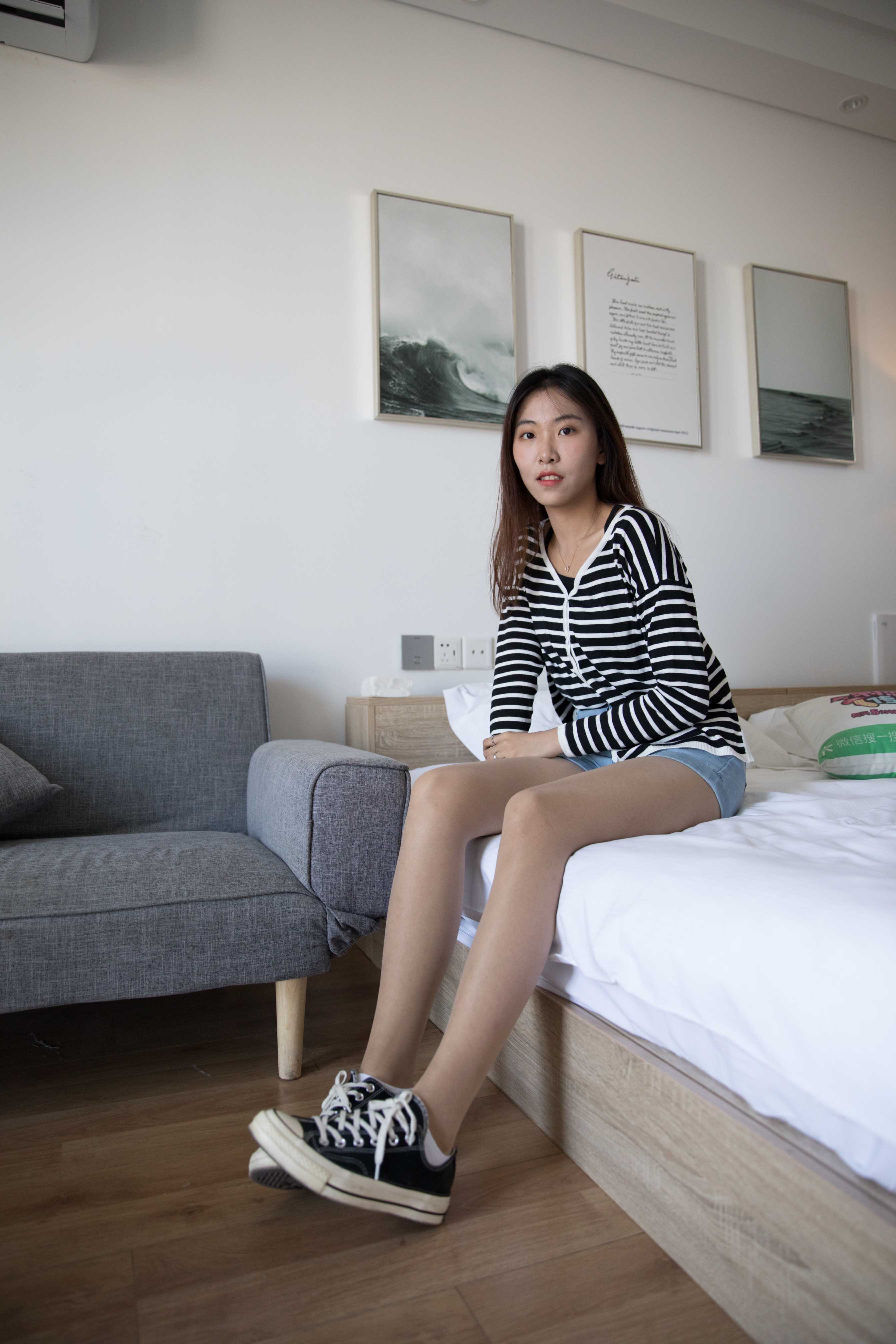 物恋传媒 No.219 elise-在星星月亮的下面，遇到你  [214P+1V5.29G]