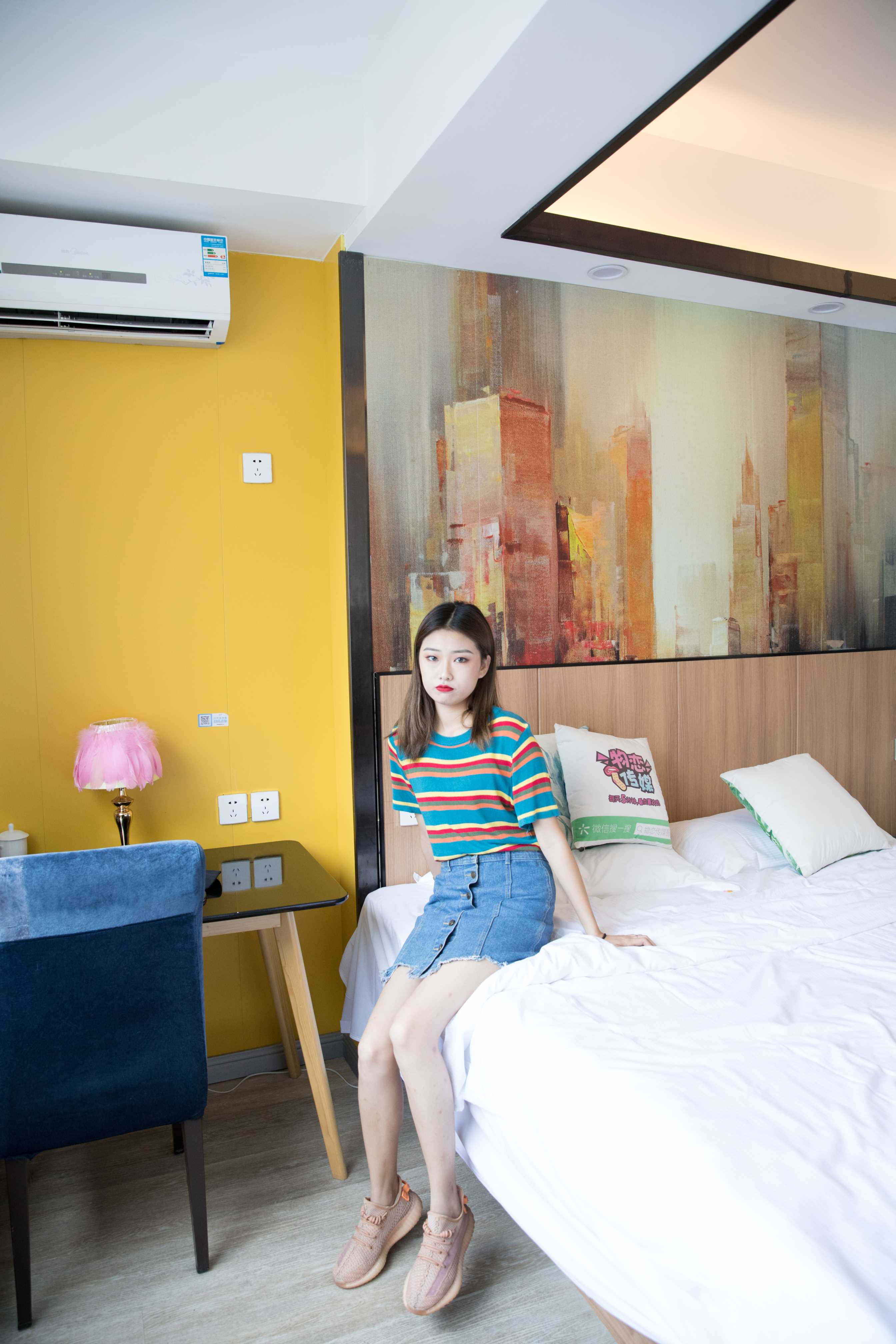 物恋传媒 No.224 雨点-斑斓的色彩  [175P+1V4.4G]