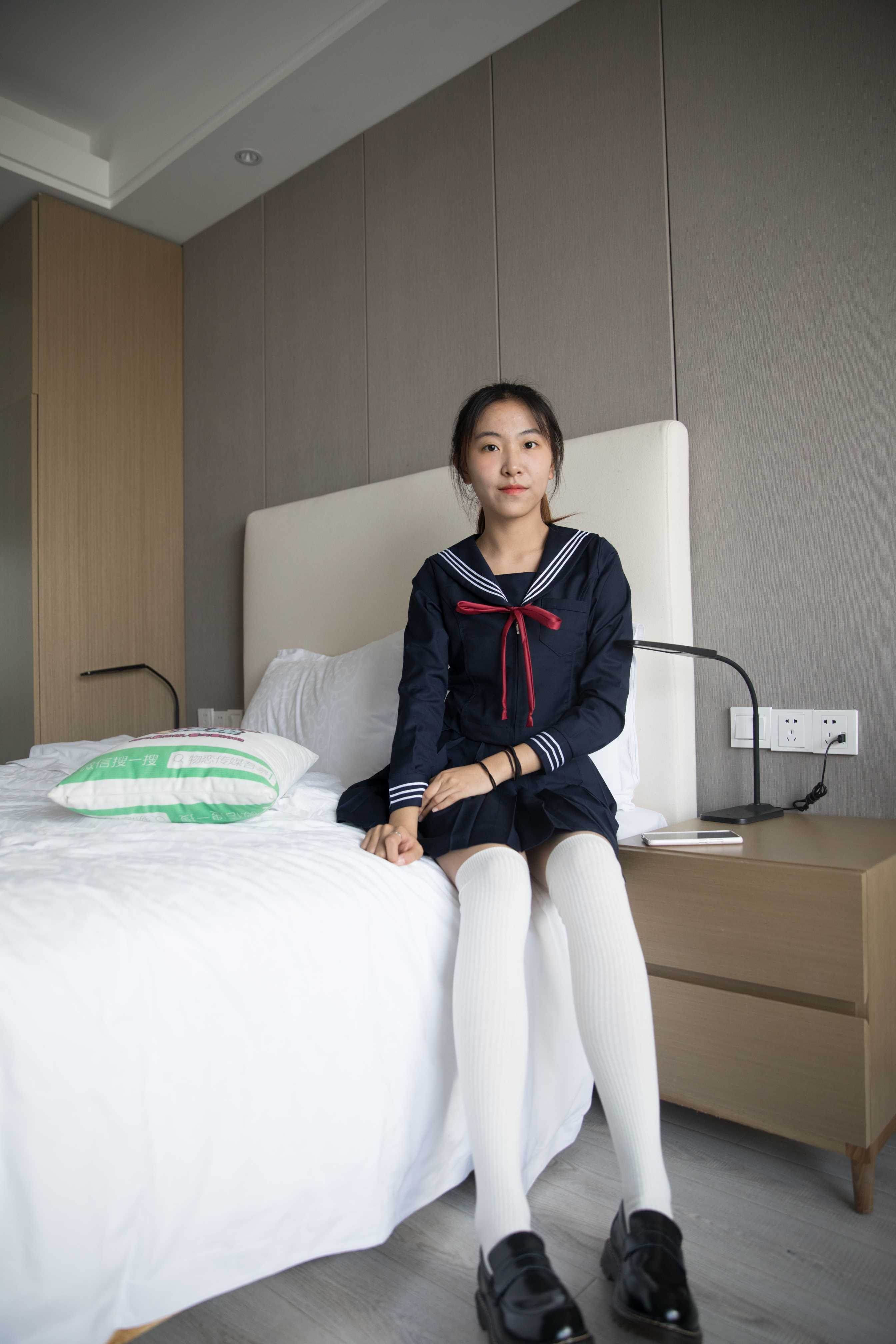 物恋传媒 No.242 elise-时光的美好  [182P+1V3.95G]