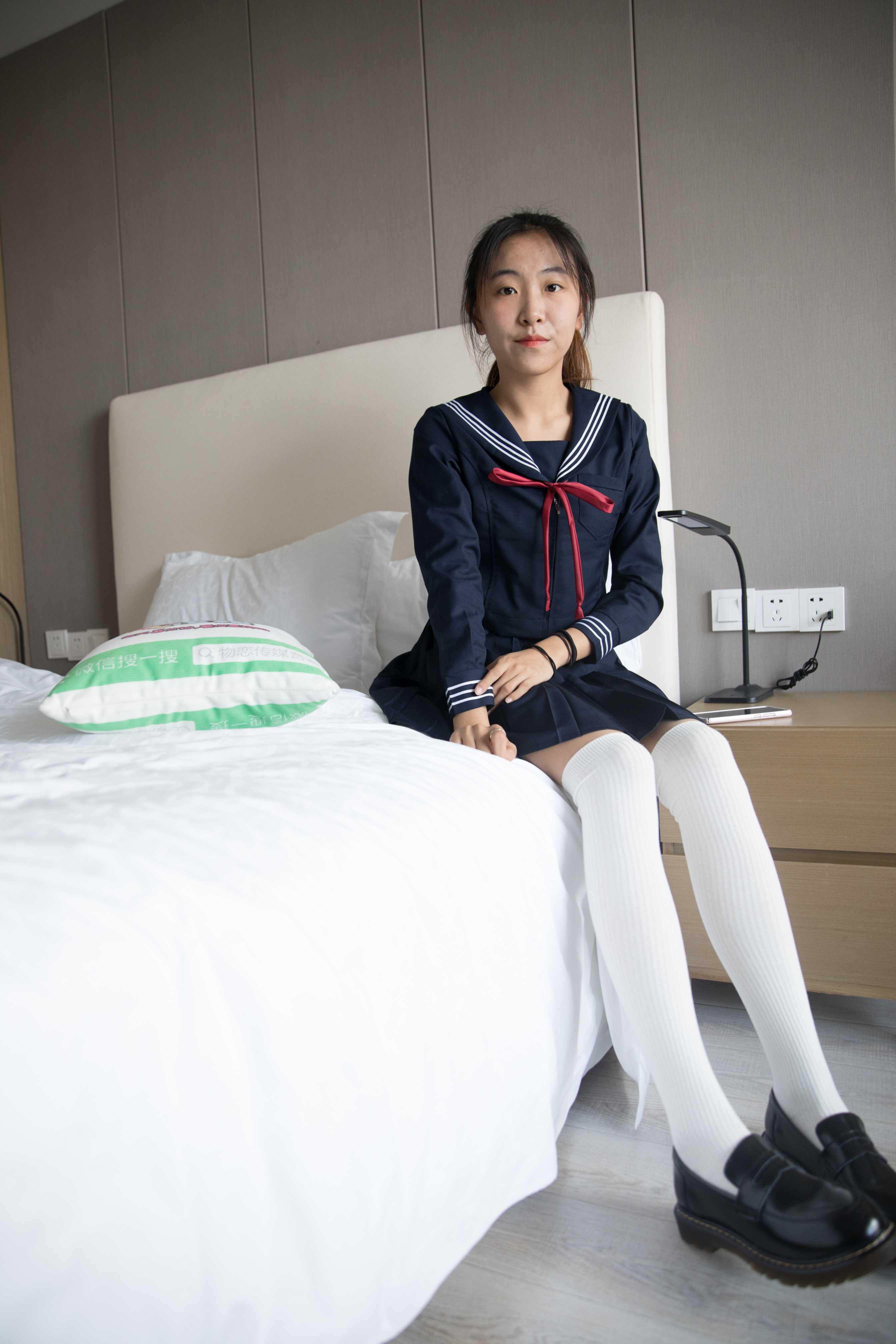 物恋传媒 No.242 elise-时光的美好  [182P+1V3.95G]