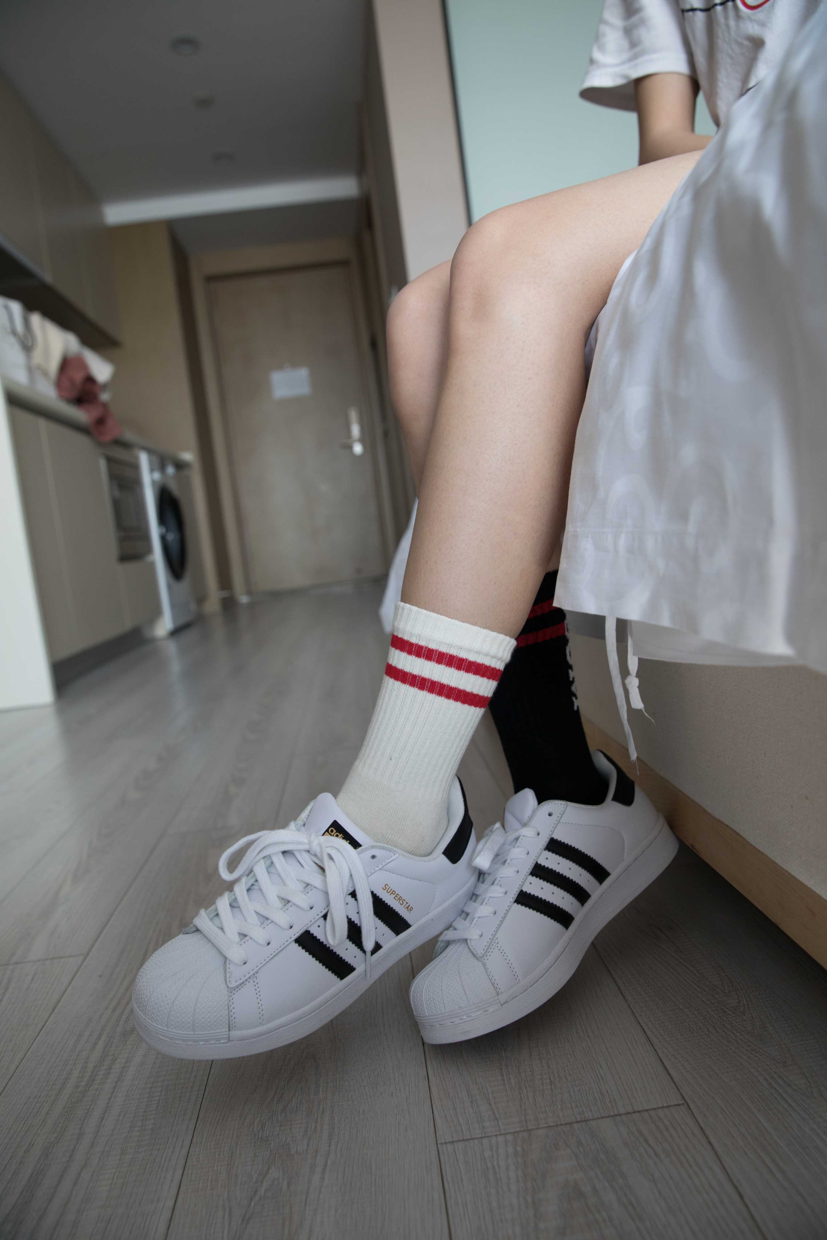 物恋传媒 No.249 冬冬-小小的坚强  [189P+2V4.69G]