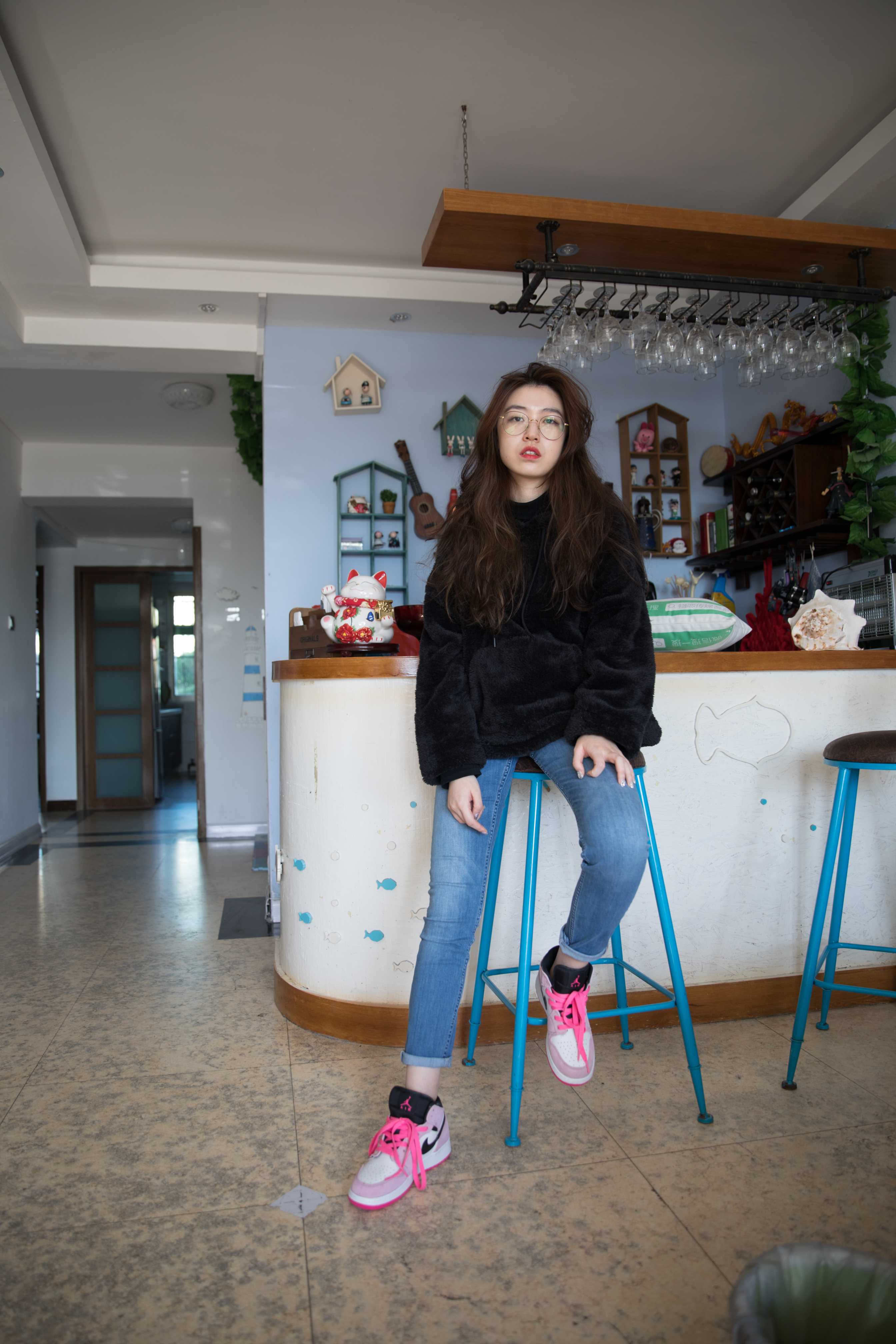 物恋传媒 No.254 佳琪-AJ运动风  [202P+1V4.9G]