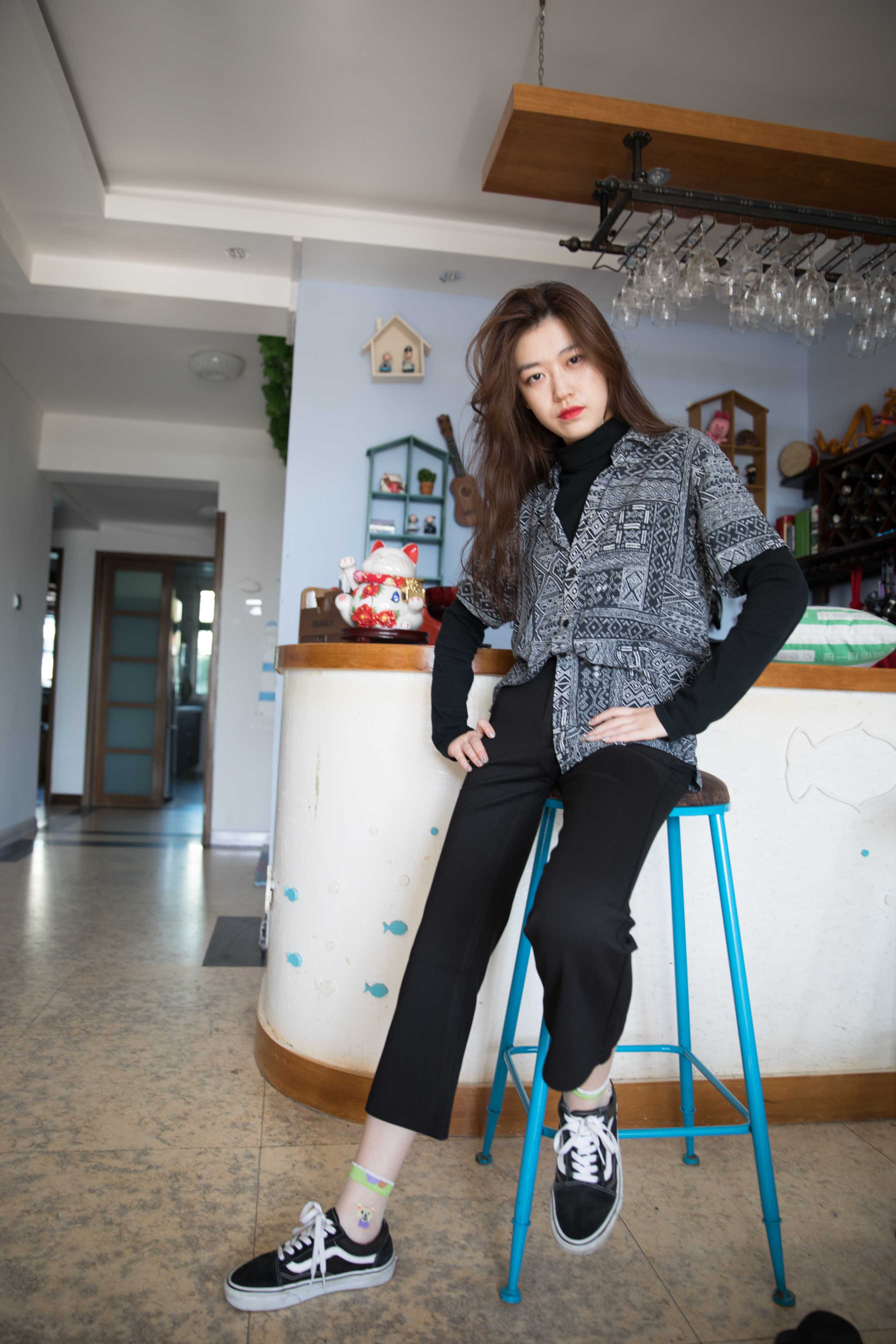 物恋传媒 No.255 佳琪-记忆里的她  [196P+1V5.09G]