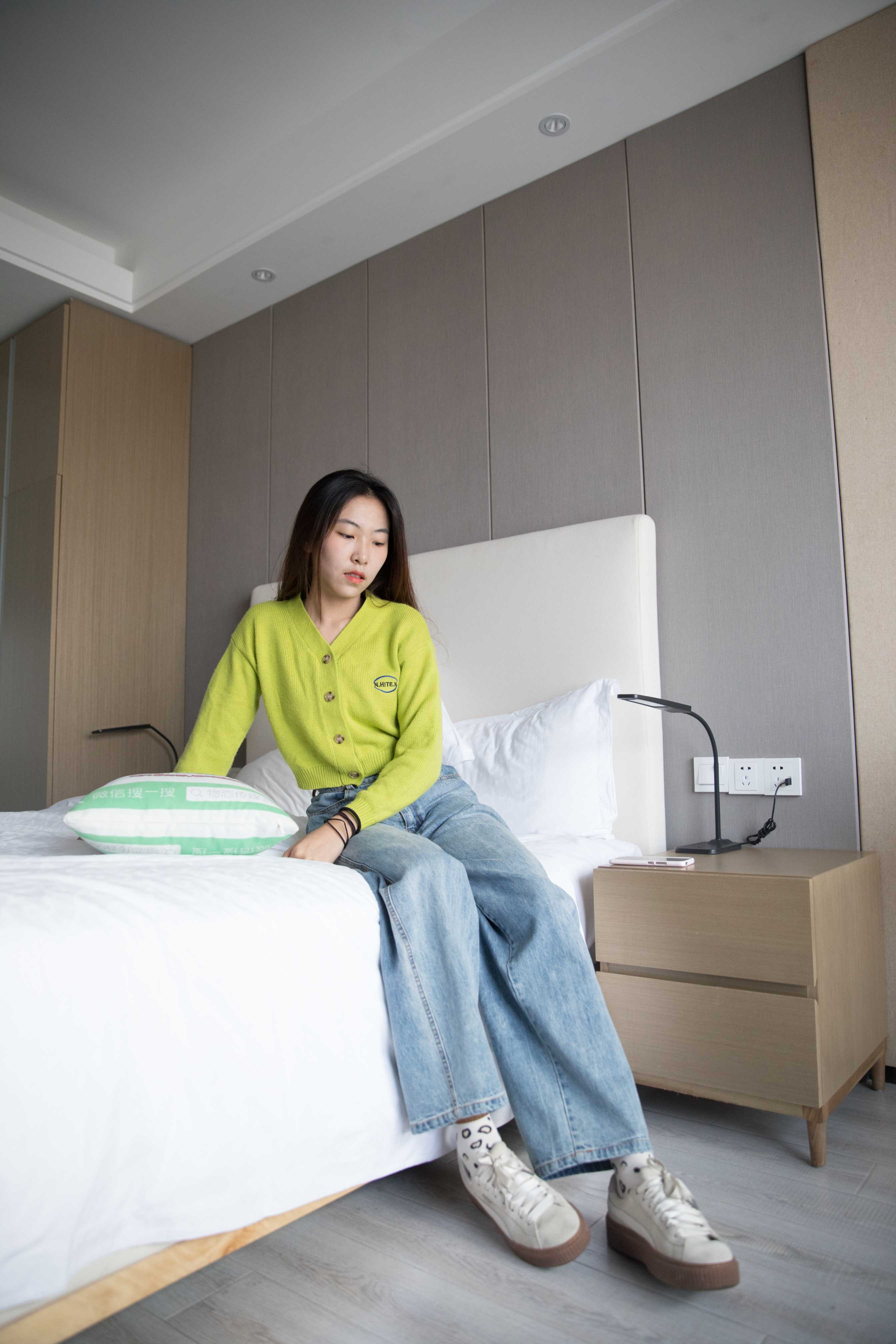 物恋传媒 No.257 elise-好天气滤镜  [189P+1V4.34G]