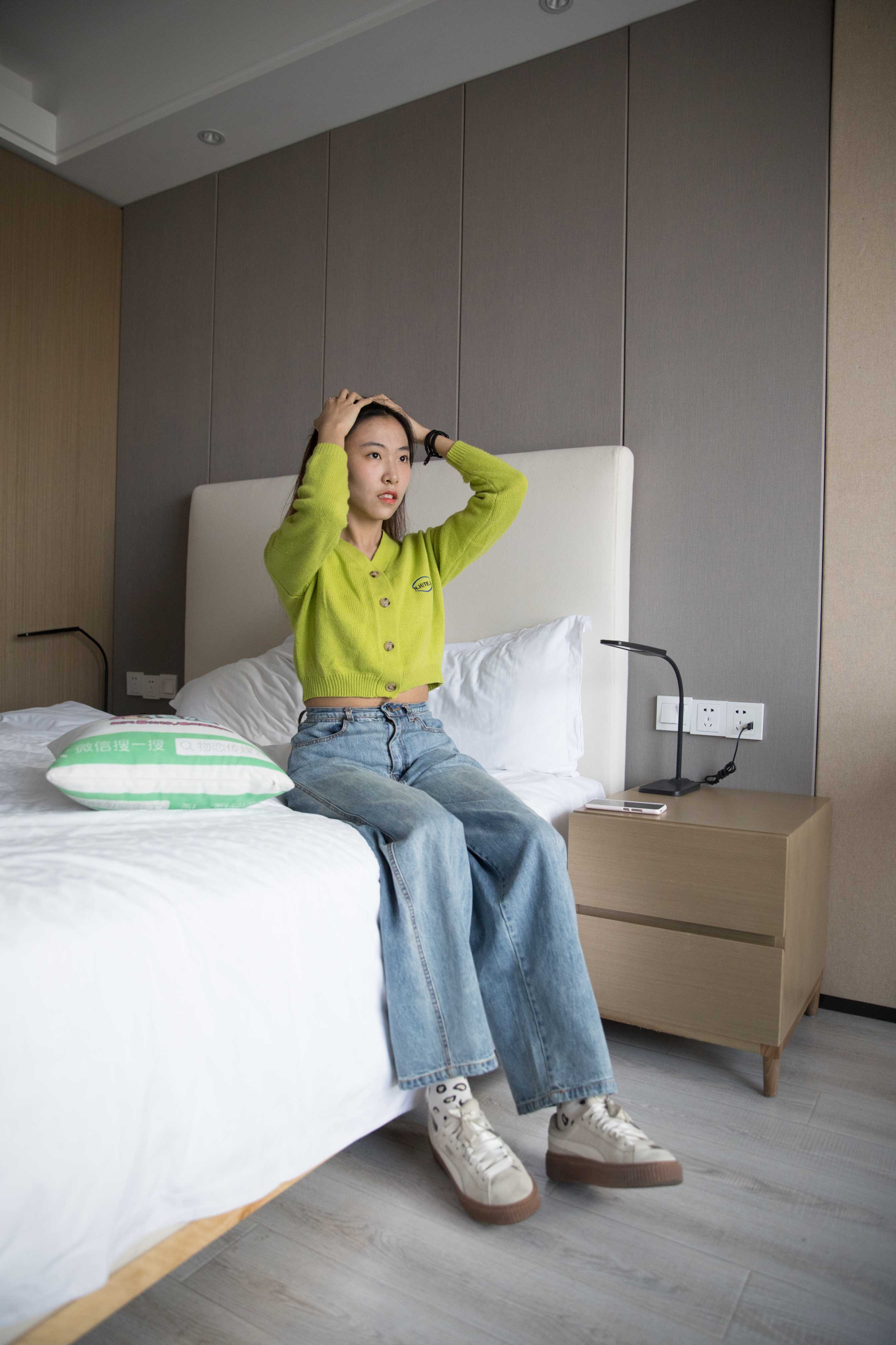 物恋传媒 No.257 elise-好天气滤镜  [189P+1V4.34G]