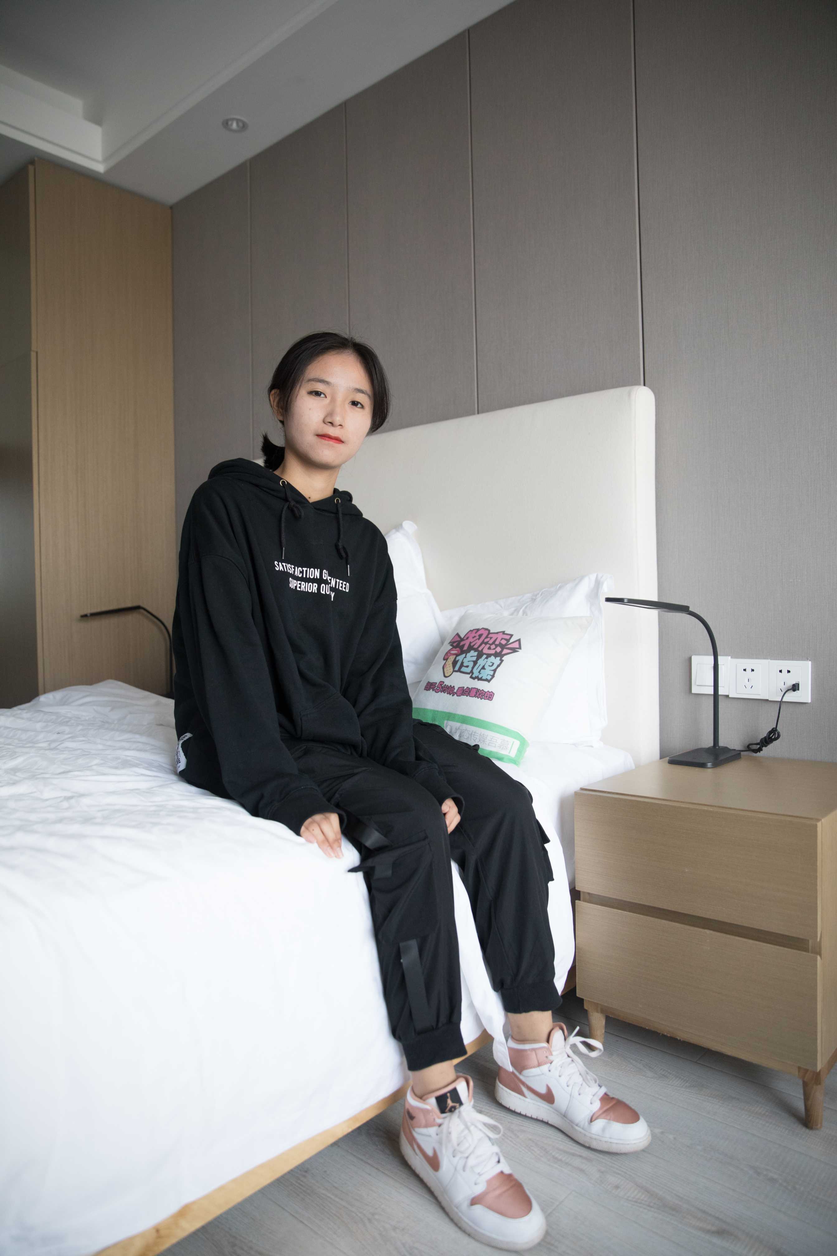 物恋传媒 No.267 小昭-追风的女孩  [209P+1V4.88G]