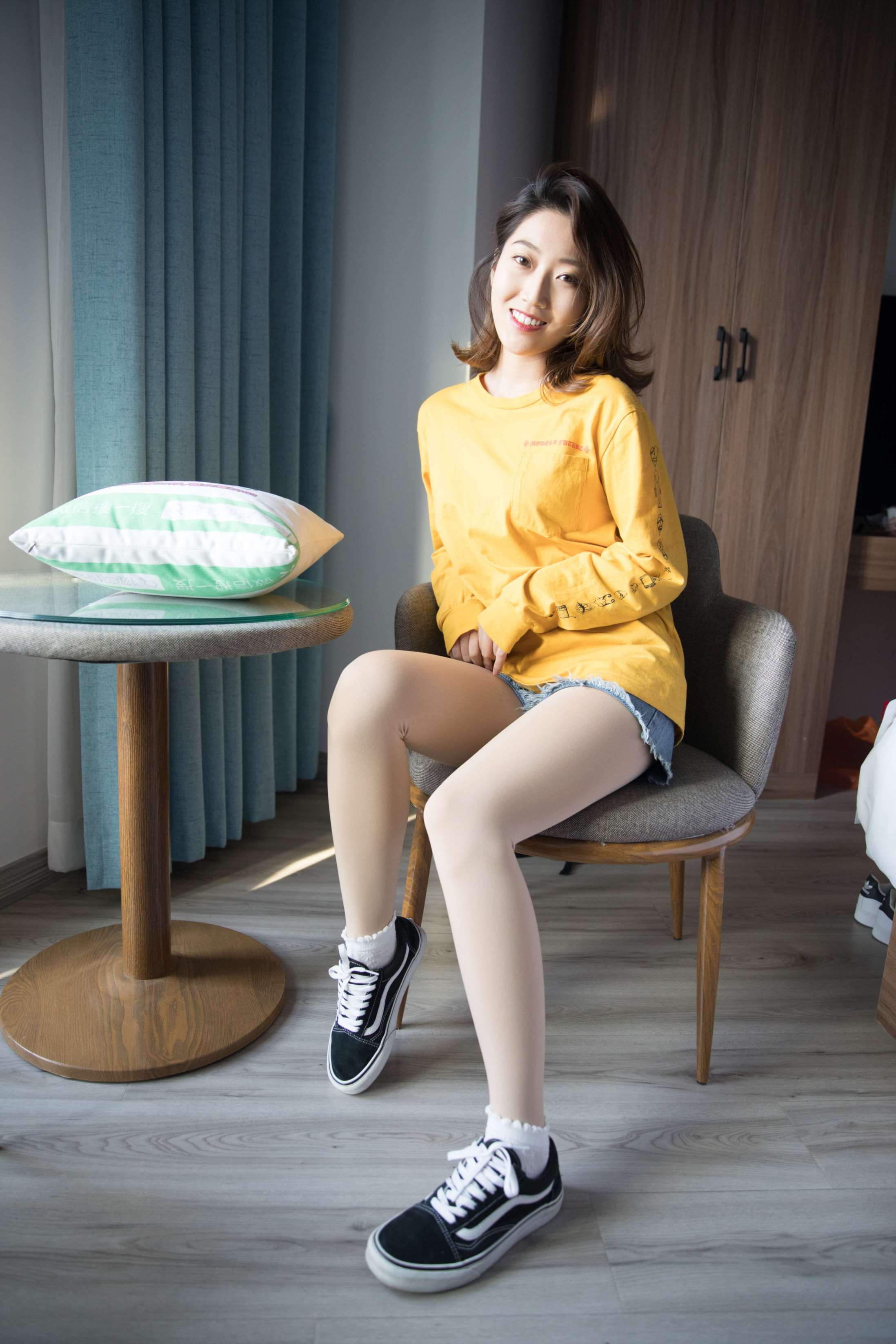 物恋传媒 No.279 雅梦-一朵冬日暖  [198P+1V5.01G]