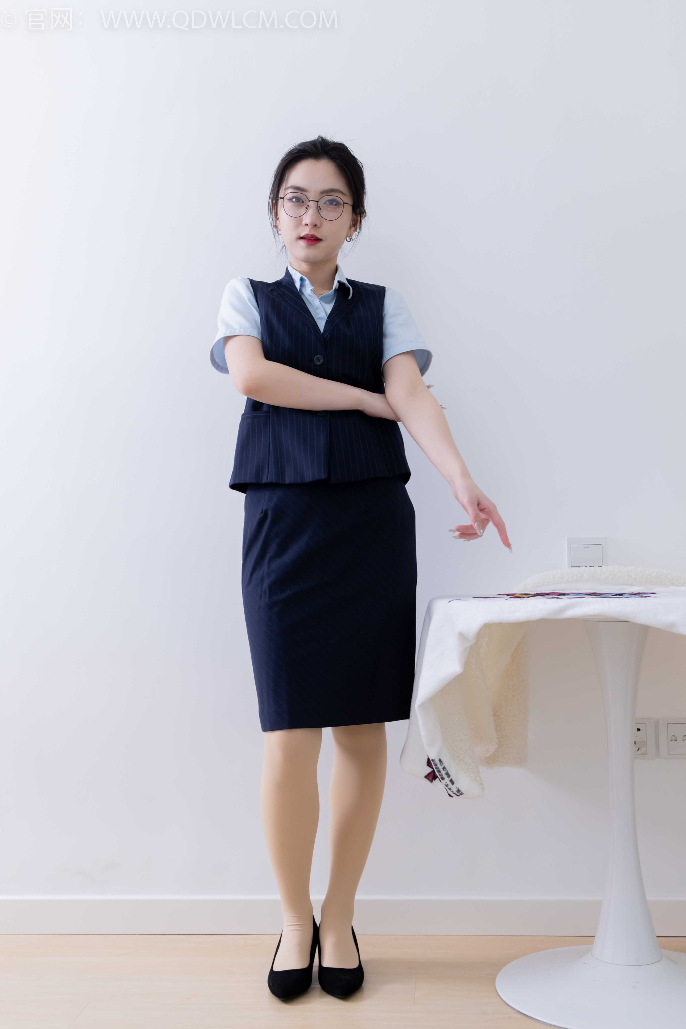 物恋传媒 NO.2134 川川-川流不息（盲盒1） [200P-1V-4.86G]