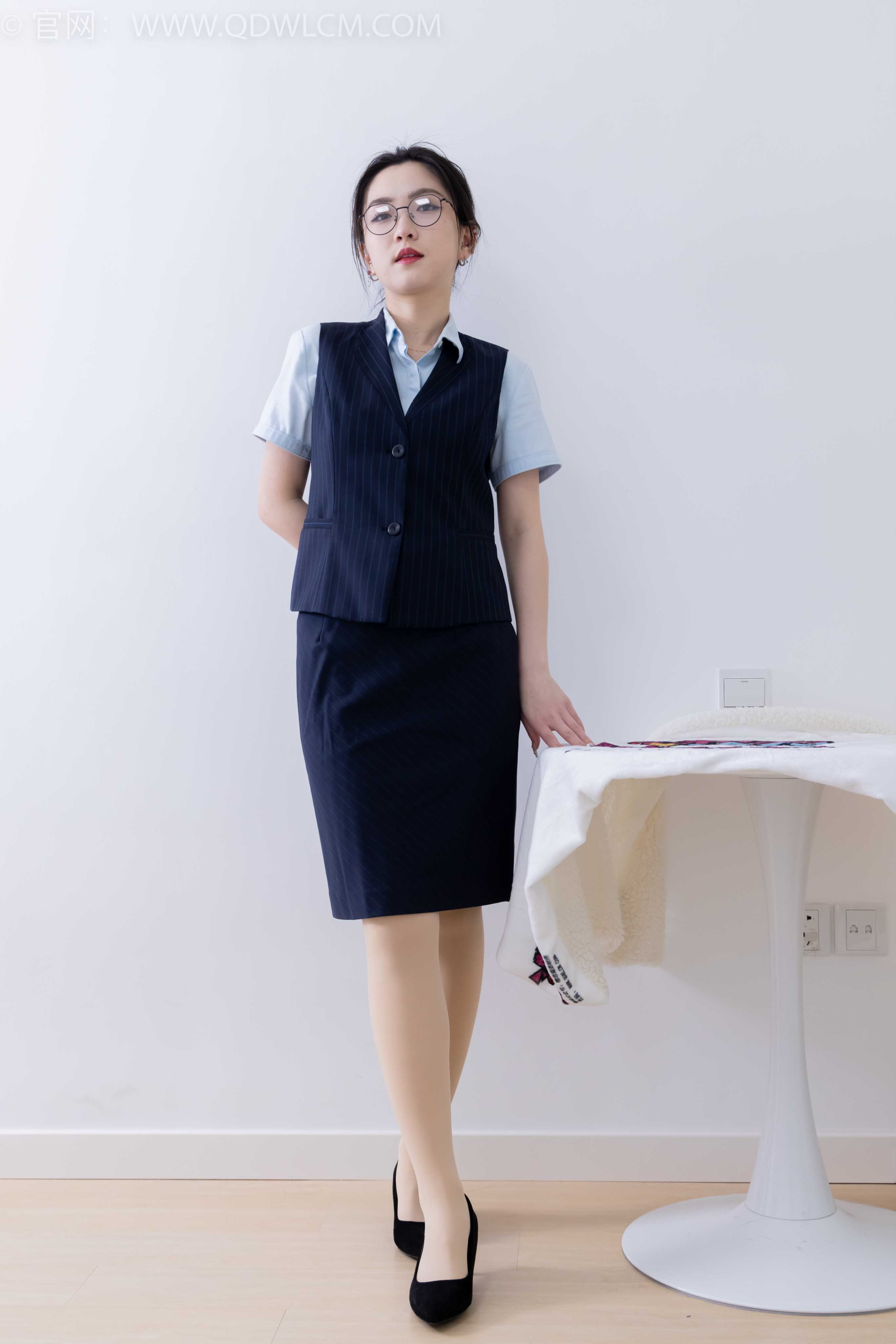 物恋传媒 NO.2134 川川-川流不息（盲盒1） [200P-1V-4.86G]