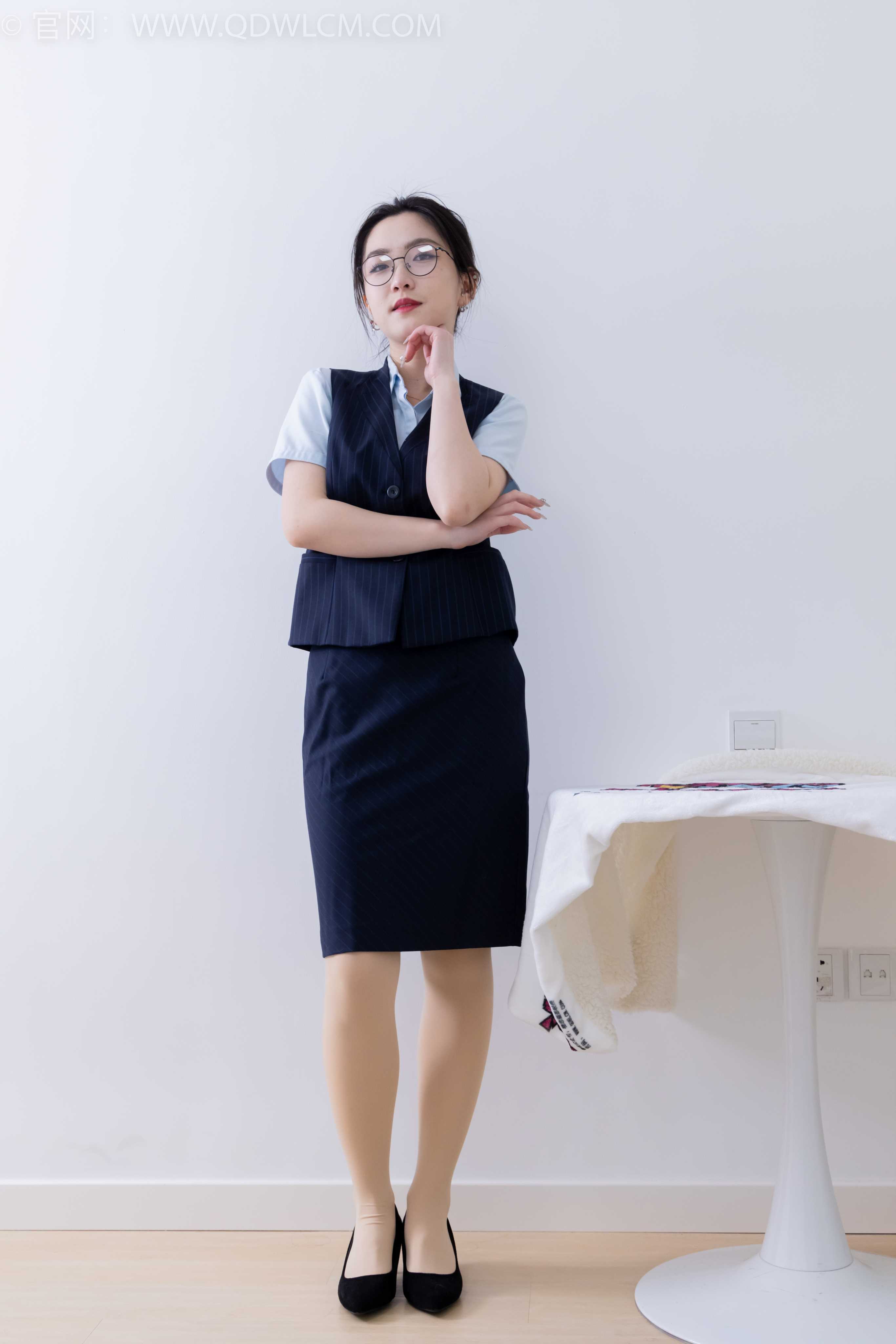 物恋传媒 NO.2134 川川-川流不息（盲盒1） [200P-1V-4.86G]