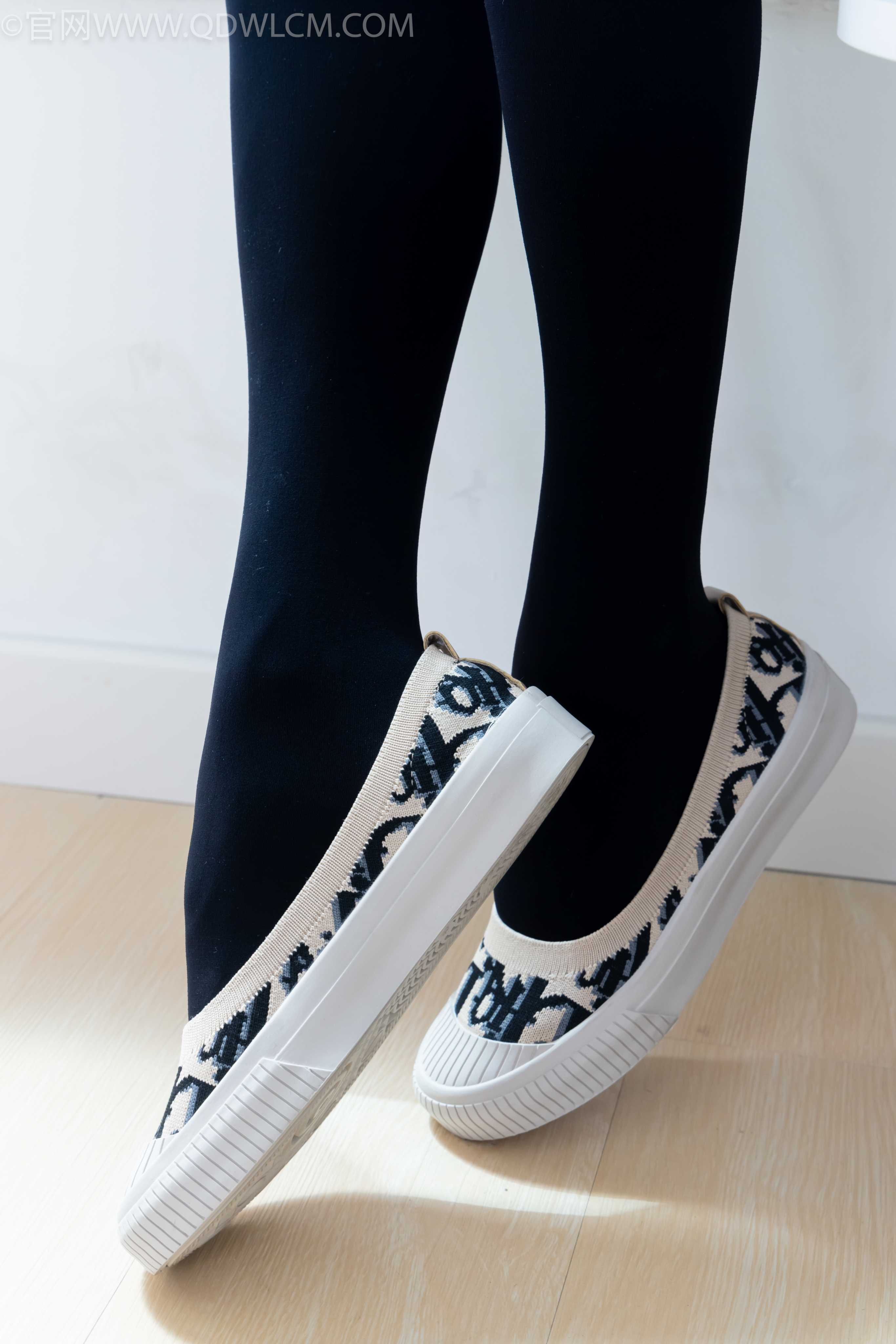 物恋传媒 NO.2139 茯苓-夜月  [165P1V-4.00GB]