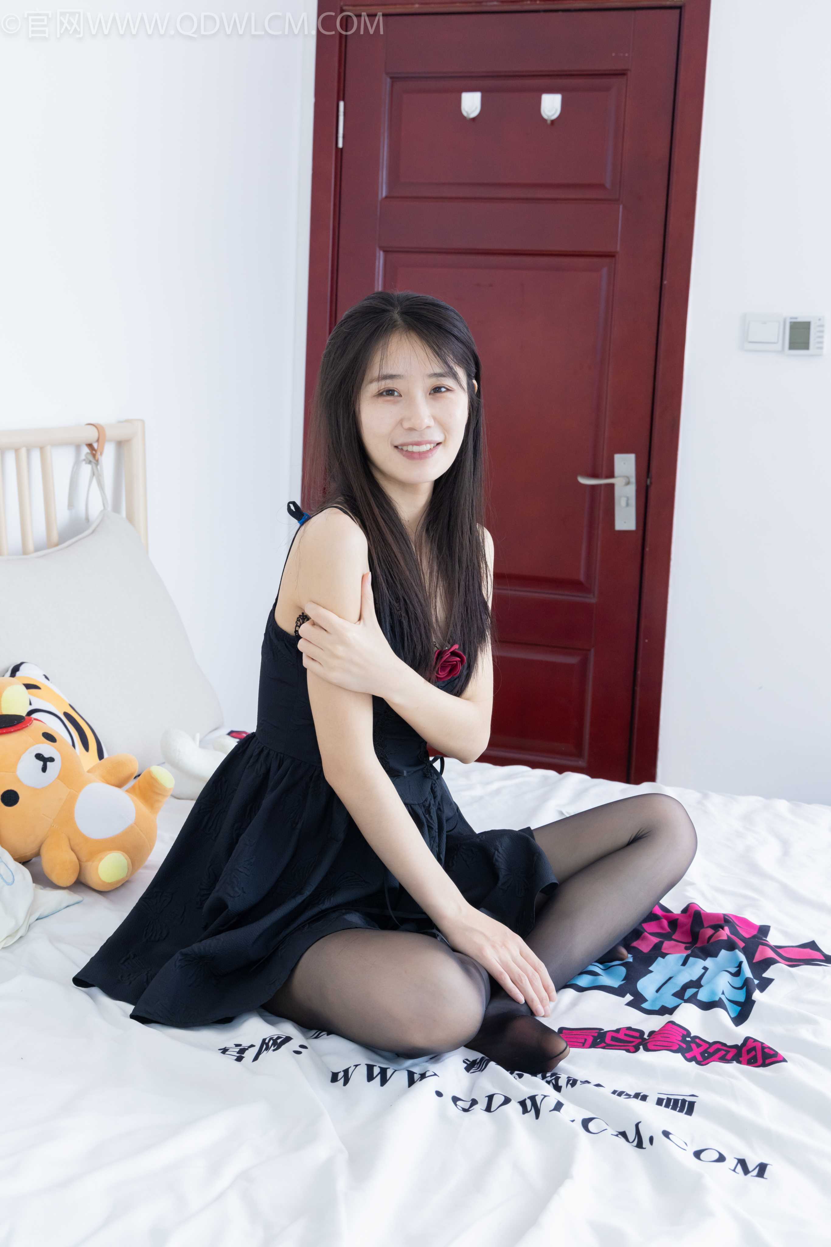 物恋传媒 NO.2140 菜菜-恬恬的你  [154P1V-4.61GB]