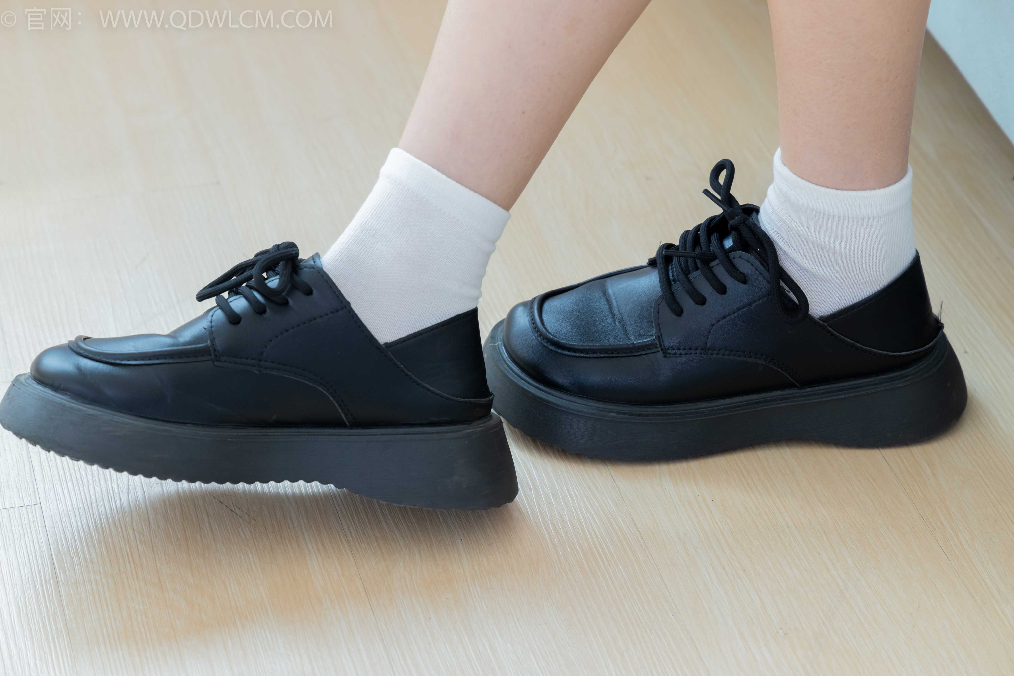 物恋传媒 NO.2154 樱桃-遥望云端  [150P1V-3.87GB]