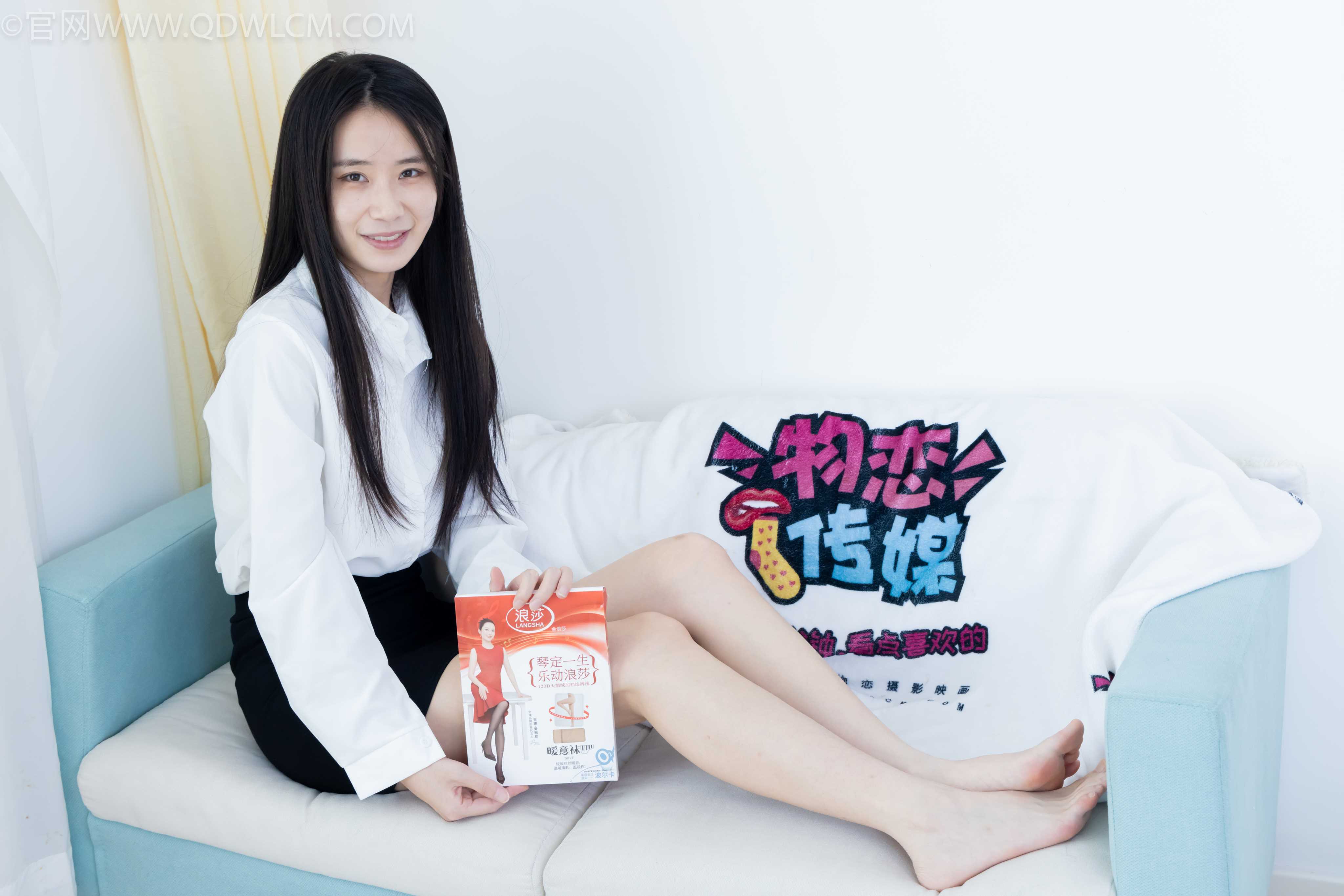 物恋传媒 NO.2160 菜菜-秋意阑珊 [187P-1V-6.51G]