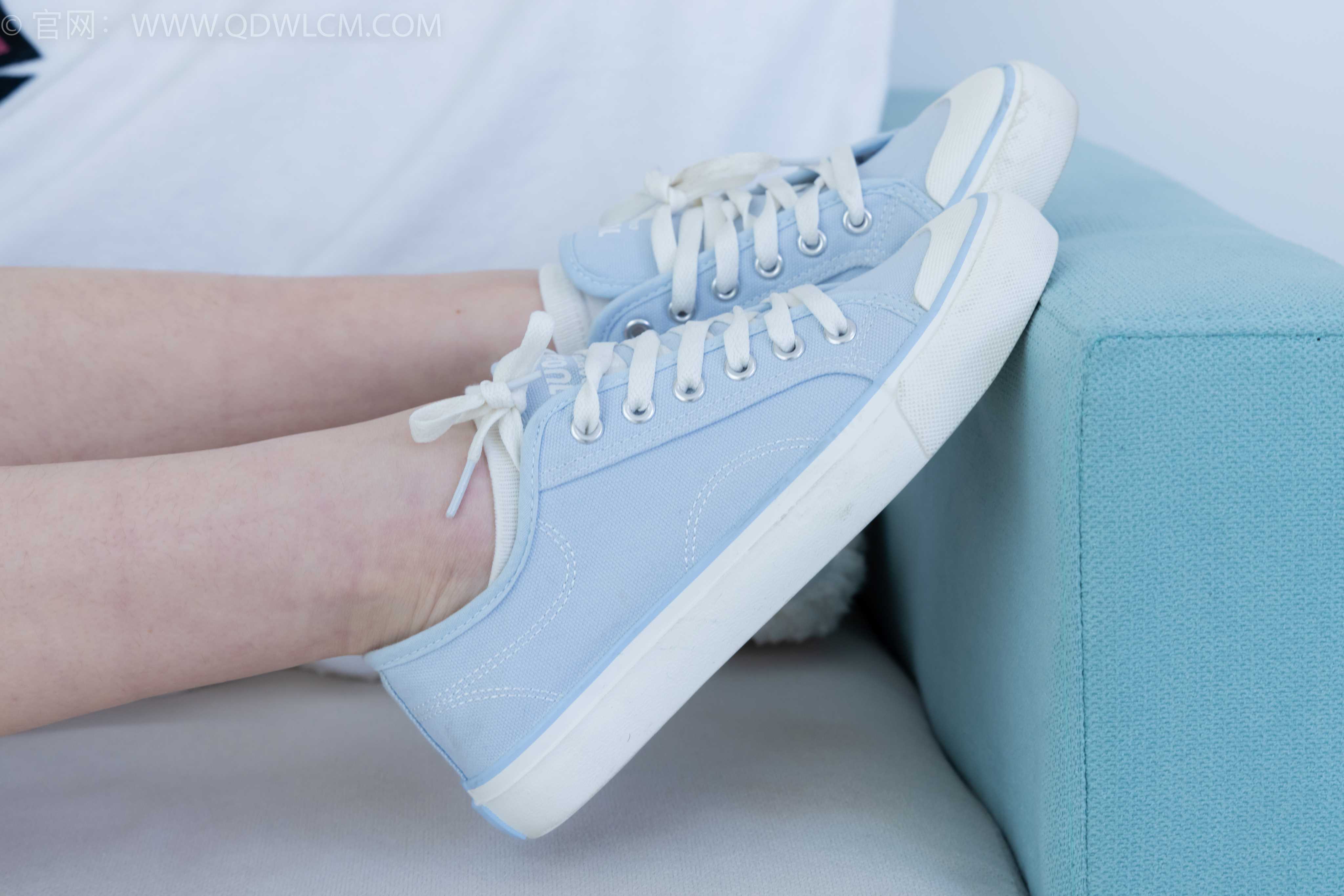 物恋传媒 NO.2176 闪闪-牵你的手 [180P1V-5.01GB]