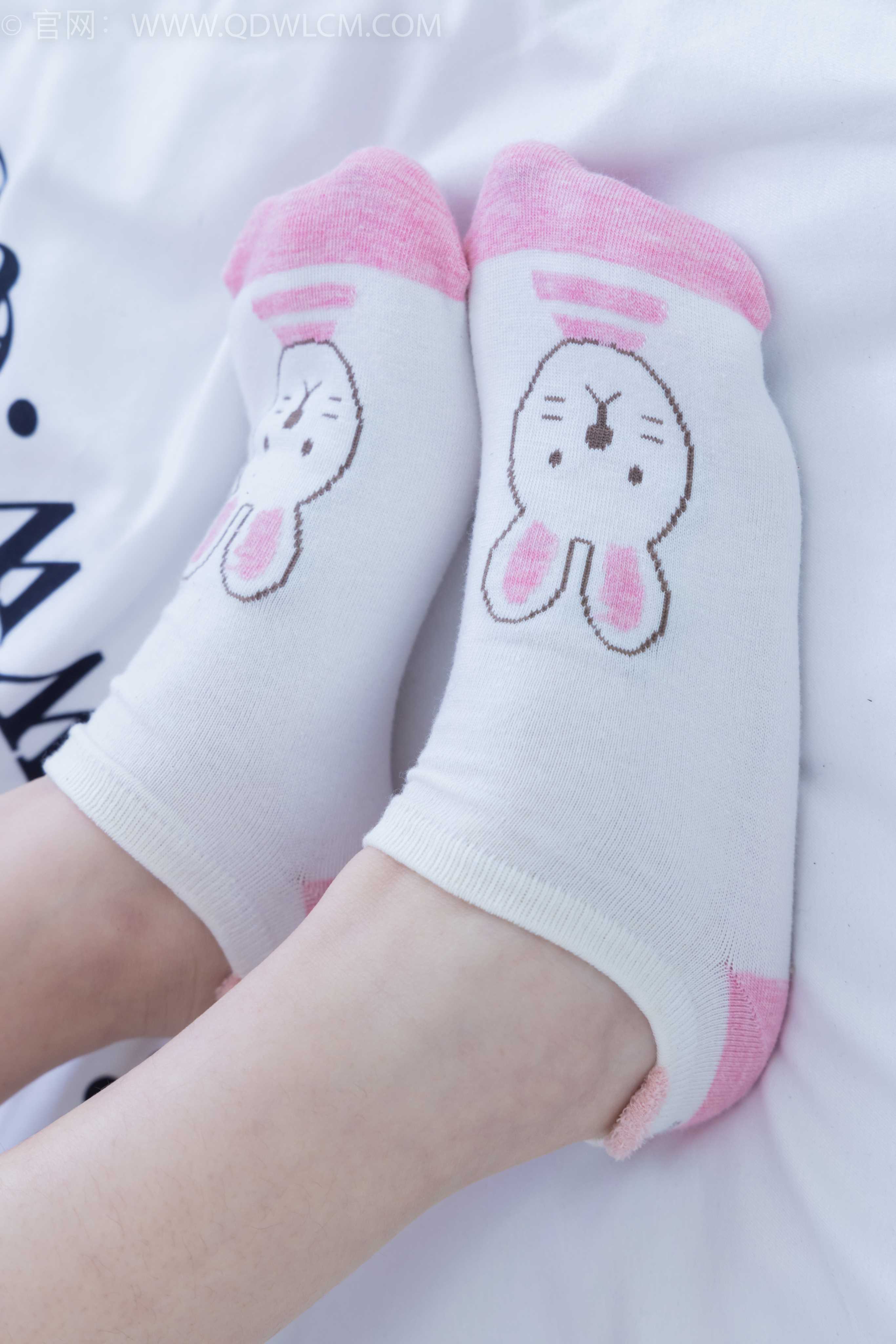 物恋传媒 NO.2176 闪闪-牵你的手 [180P1V-5.01GB]