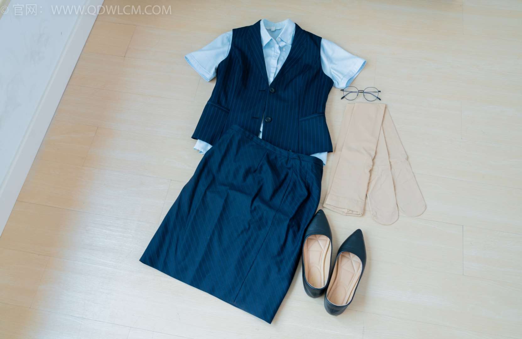 物恋传媒 NO.2181 小影-无声的告白 [150P1V-4.11GB]