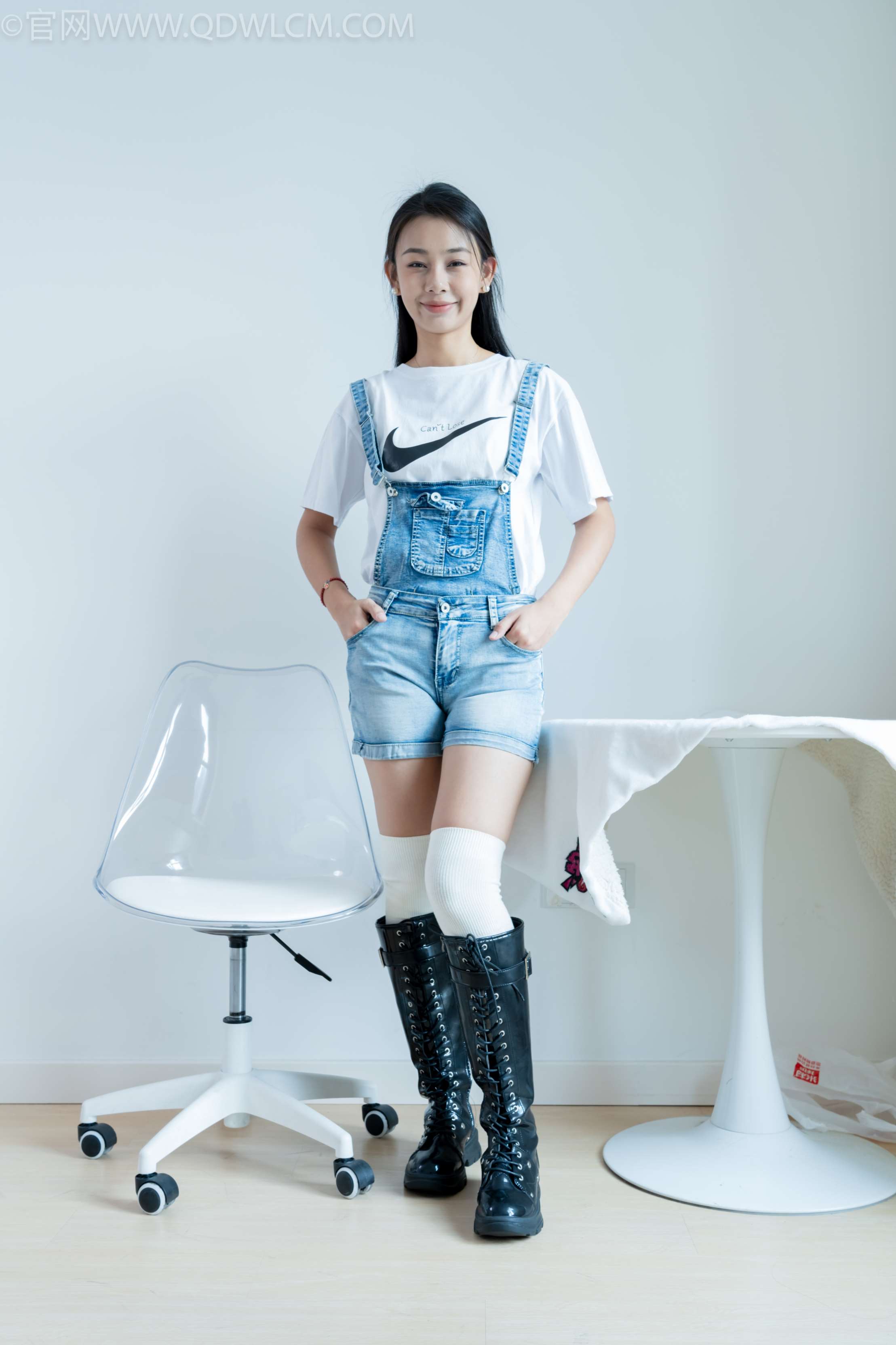 物恋传媒 NO.2187 岚岚-冰雪世界 [189P1V-5.39GB]