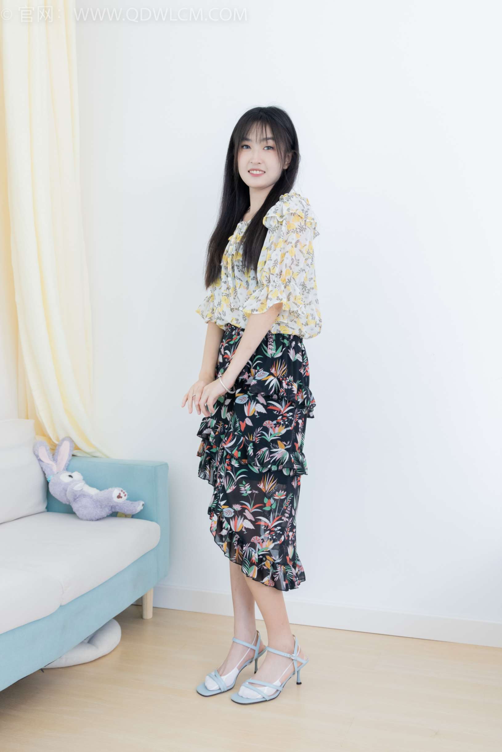 物恋传媒 NO.2200 嘉木-圈圈年轮（盲盒3）[170P-1V-4.73G]