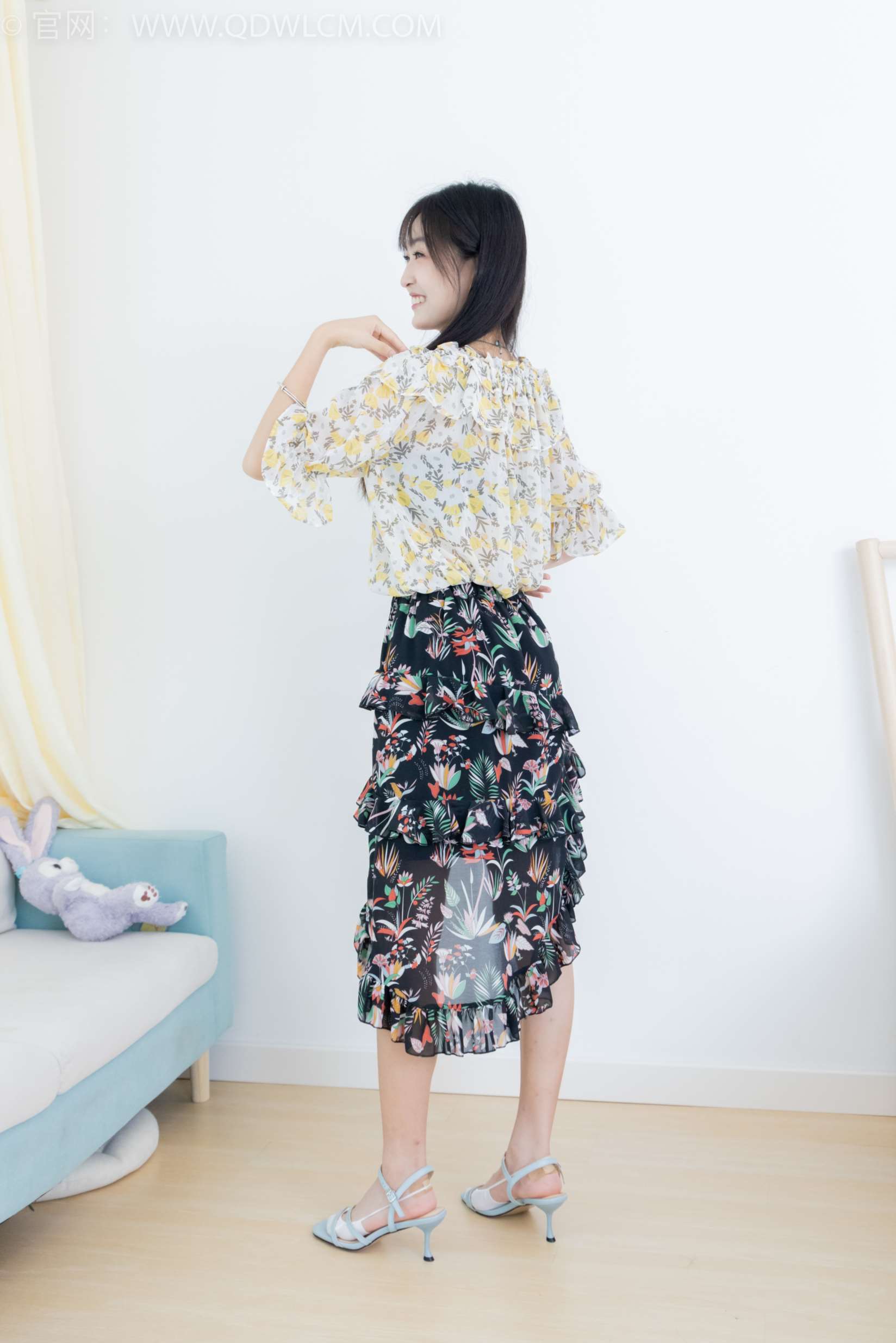 物恋传媒 NO.2200 嘉木-圈圈年轮（盲盒3）[170P-1V-4.73G]