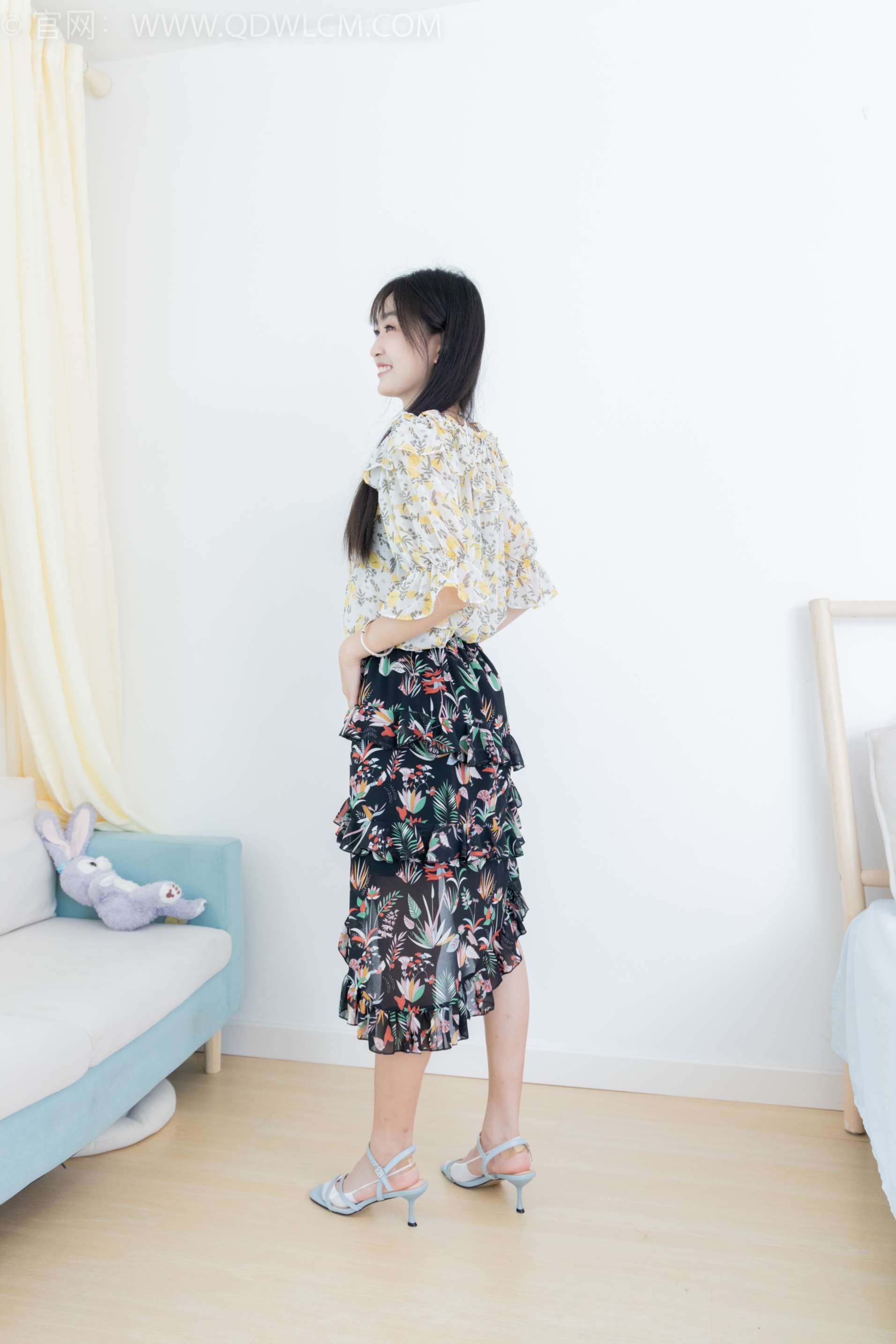 物恋传媒 NO.2200 嘉木-圈圈年轮（盲盒3）[170P-1V-4.73G]