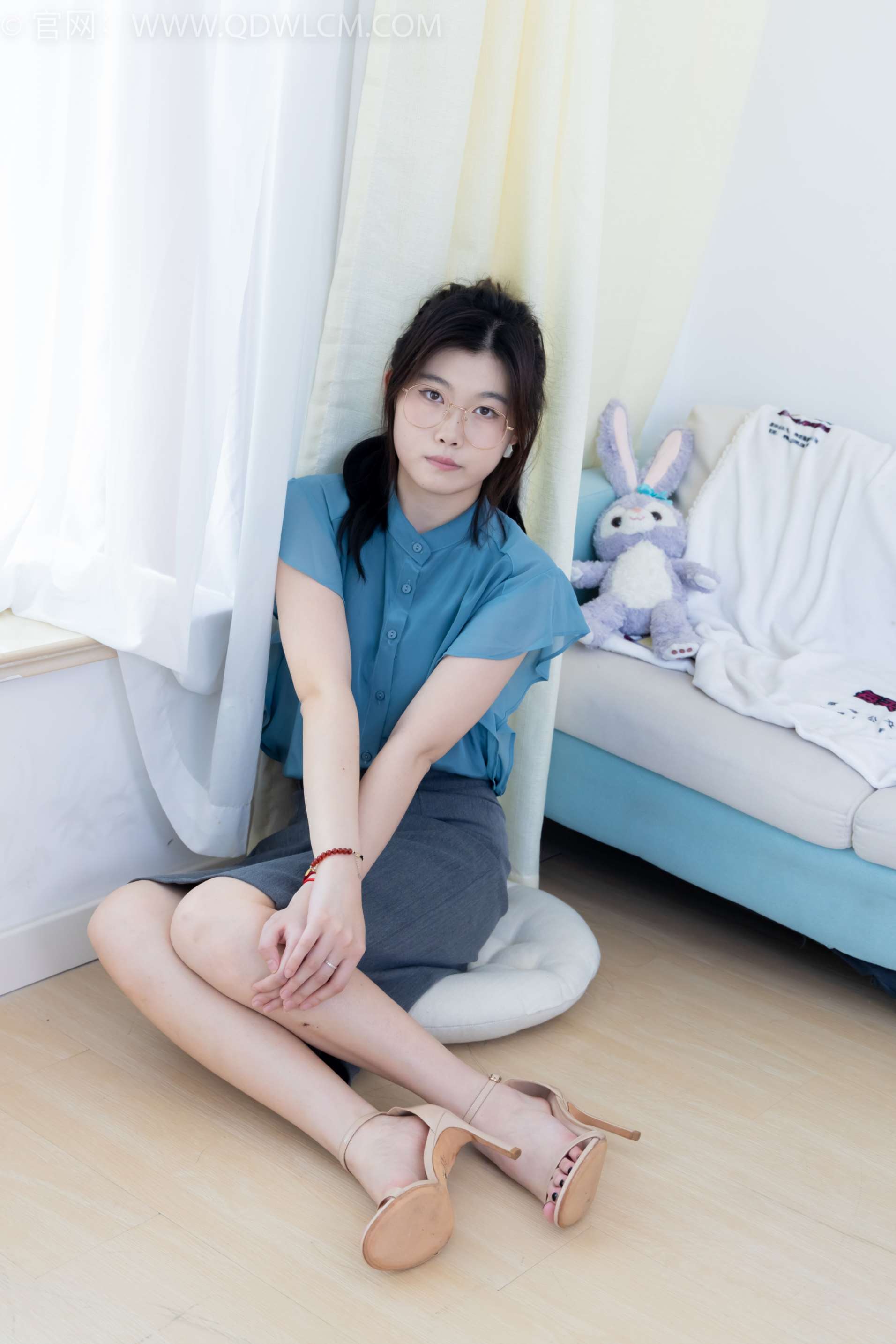 物恋传媒 NO.2205 樱桃-东霜不会迟到[150P-1V-5.98G]